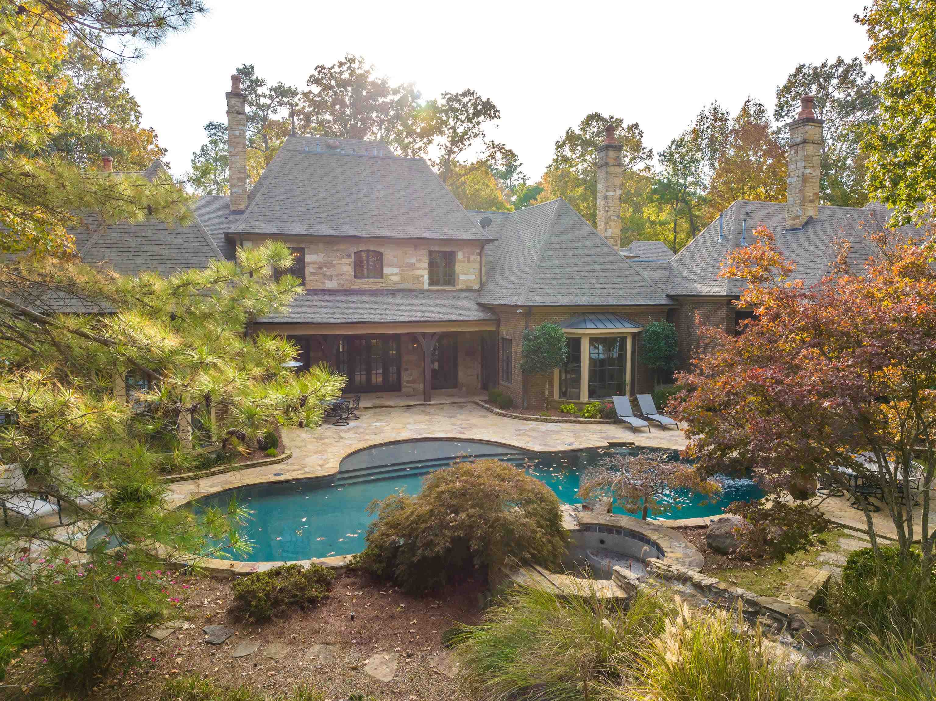 214 MOUNTAIN BROOK CV