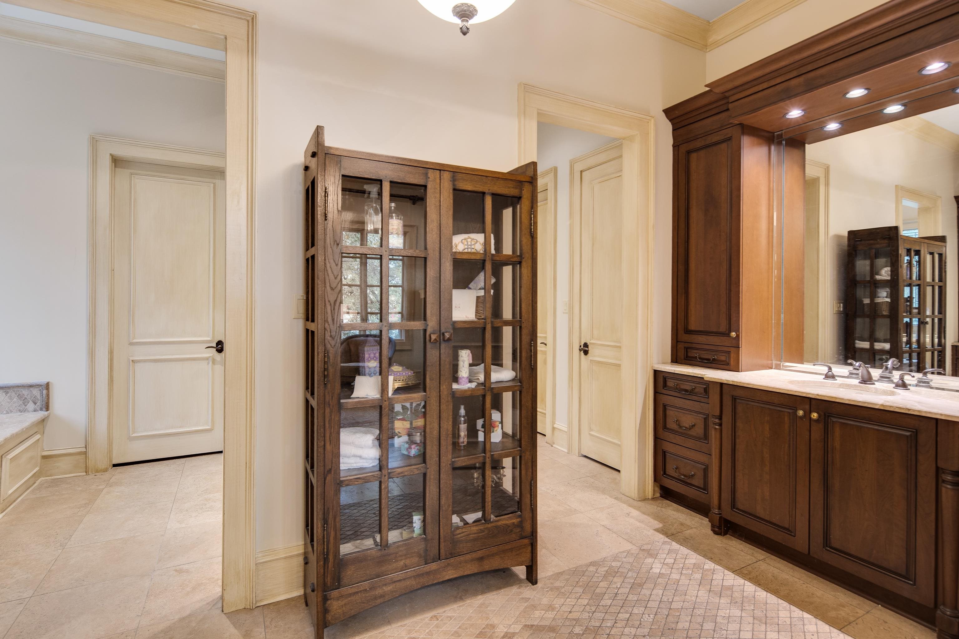 214 MOUNTAIN BROOK CV
