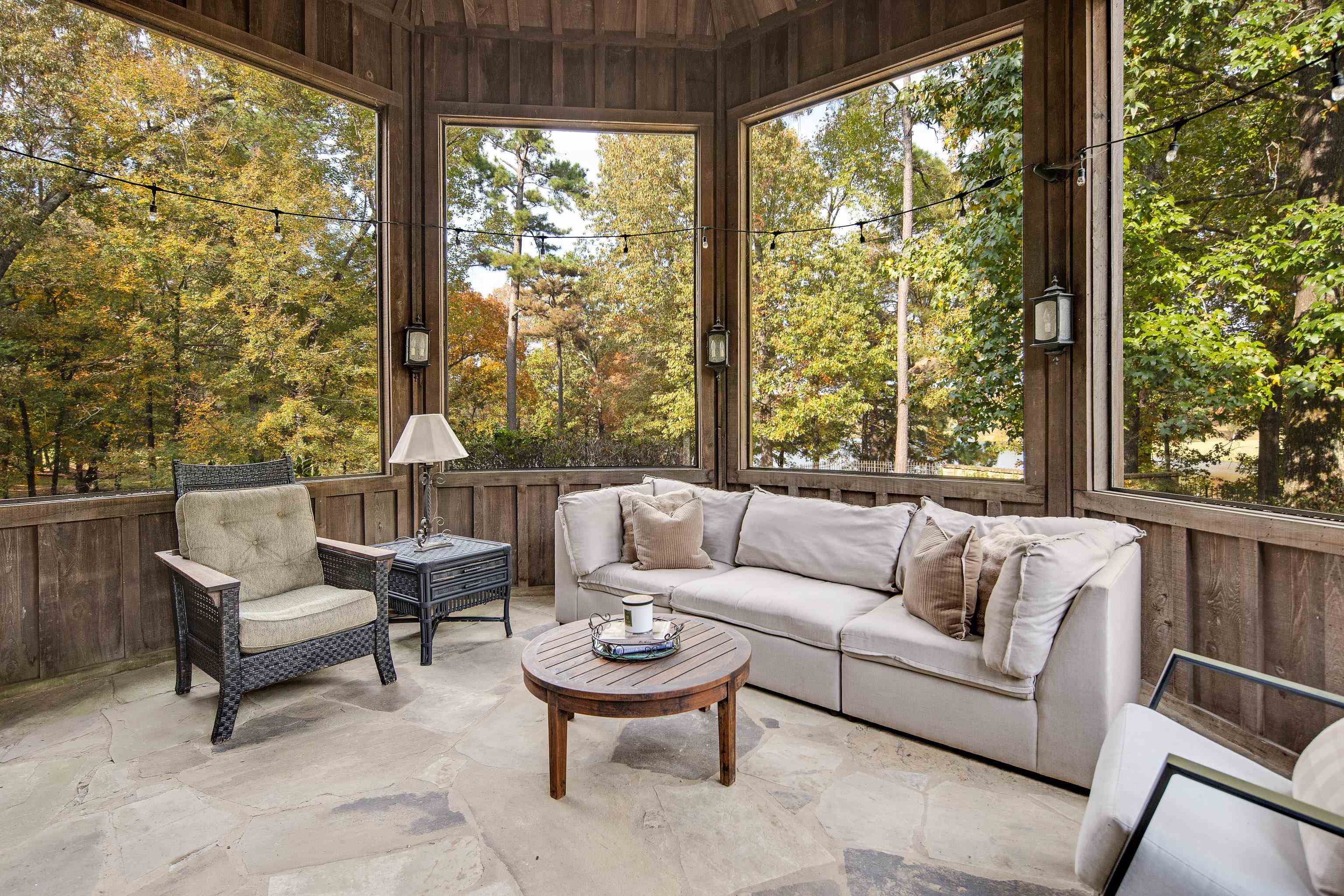 214 MOUNTAIN BROOK CV