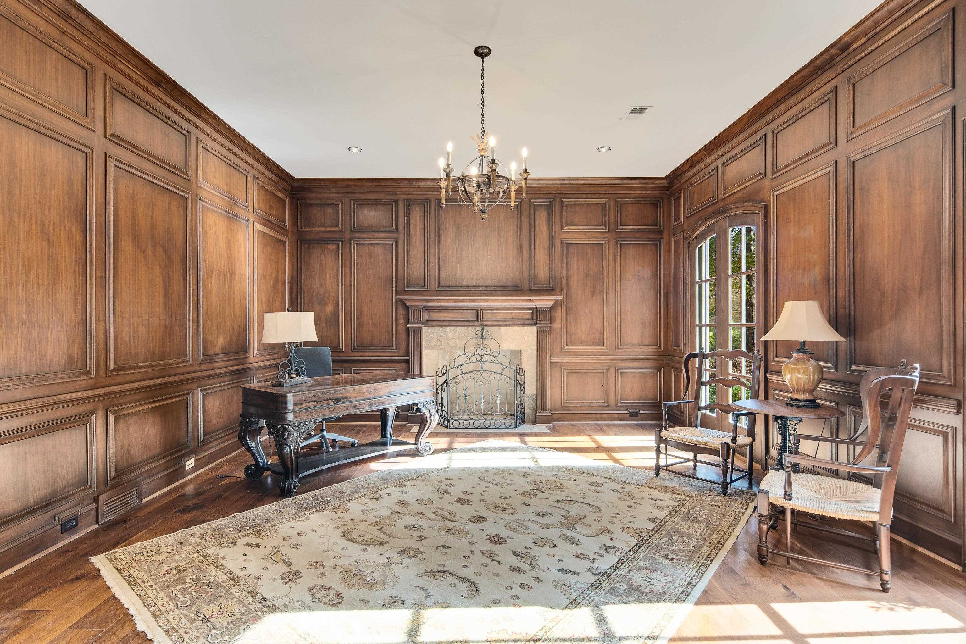 214 MOUNTAIN BROOK CV