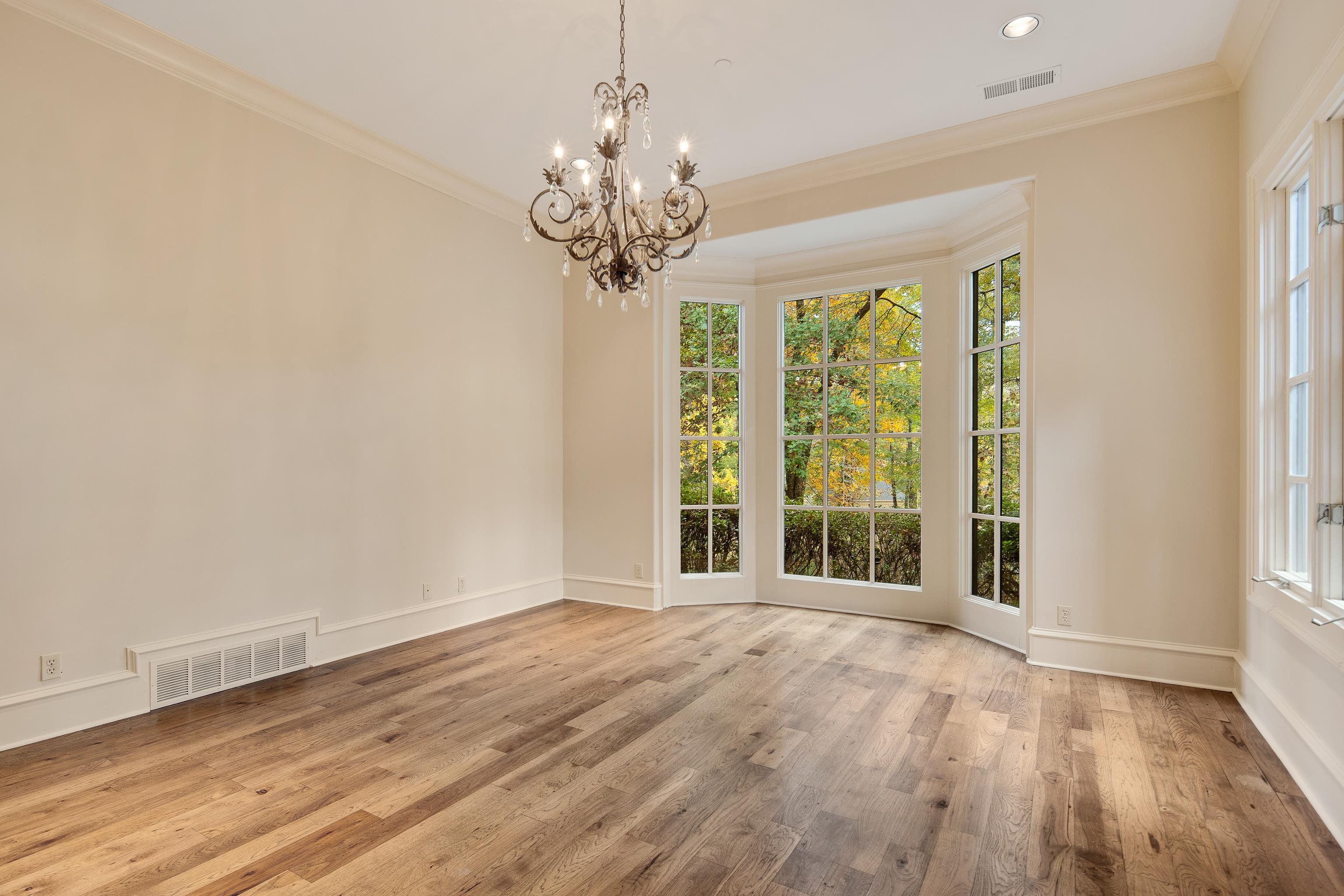 214 MOUNTAIN BROOK CV