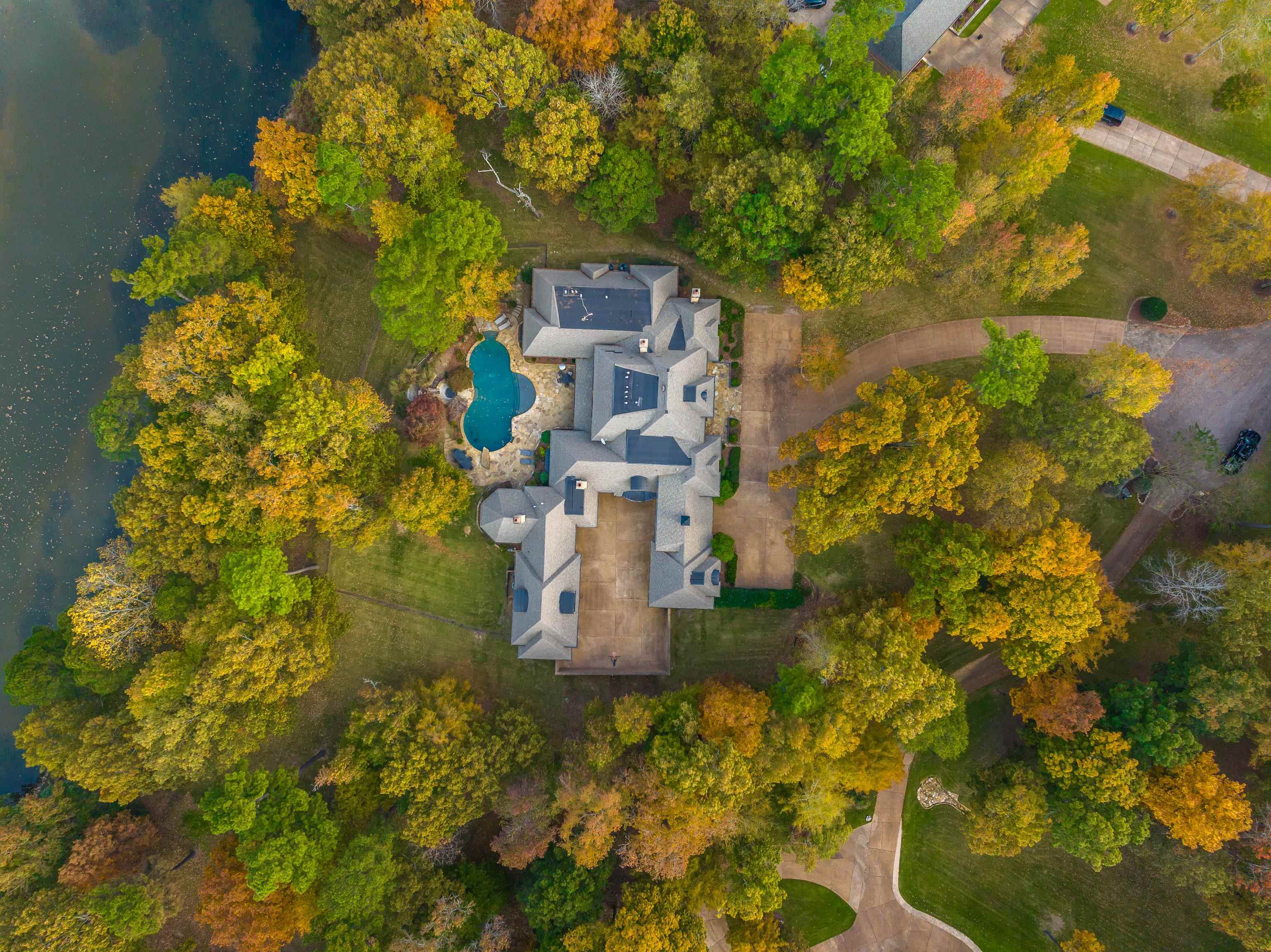 214 MOUNTAIN BROOK CV