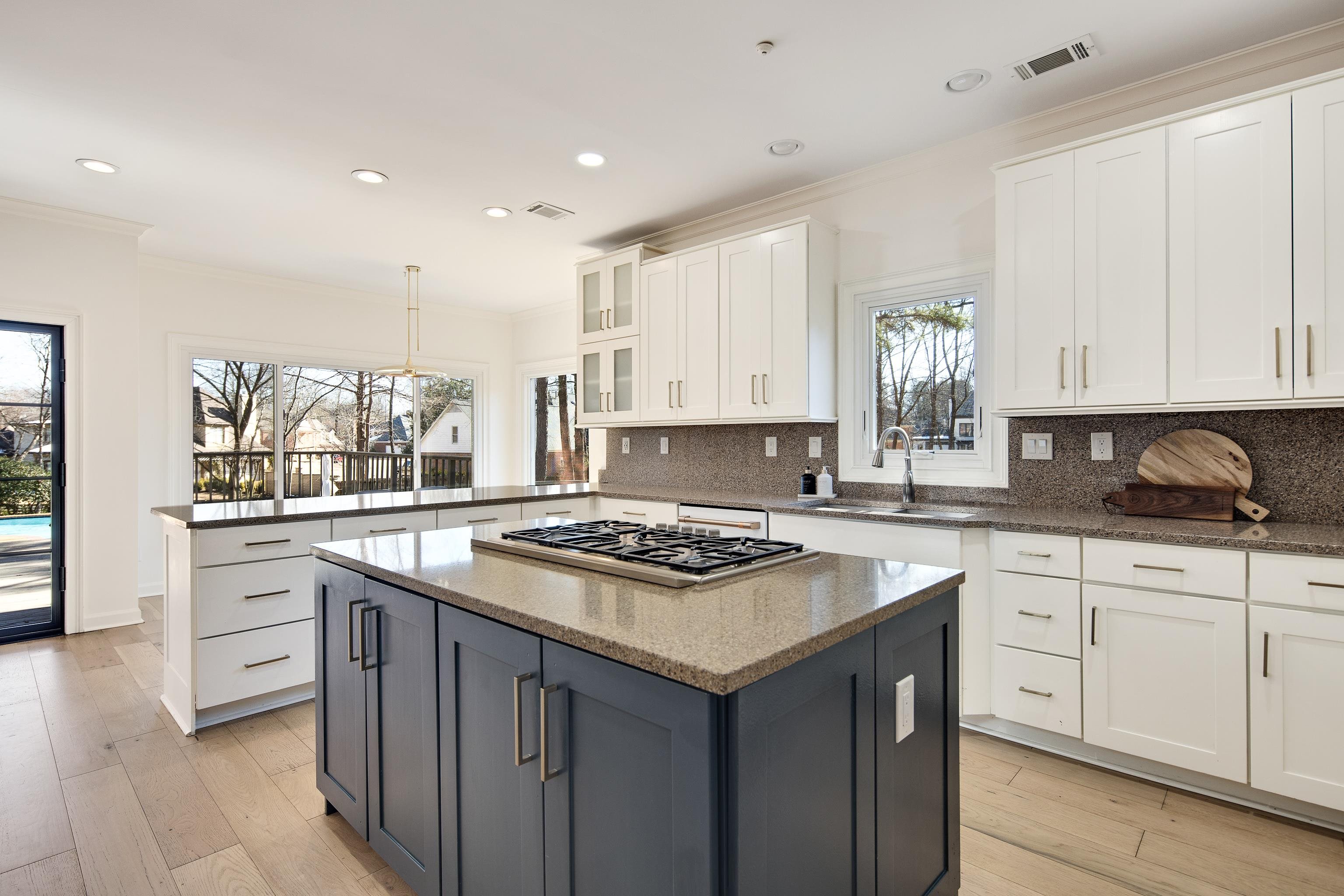 8650 HEATHERLY CV