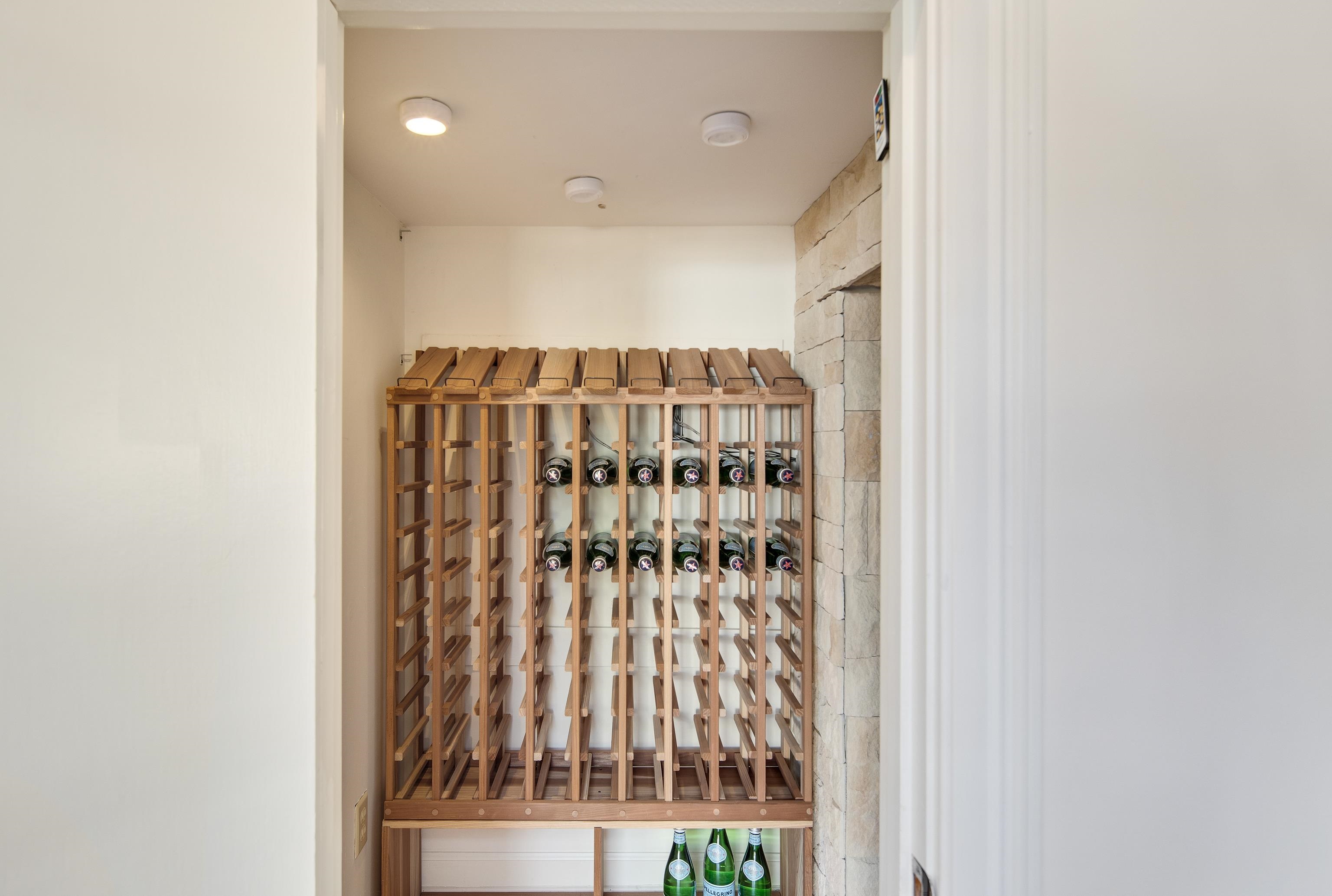 8650 HEATHERLY CV