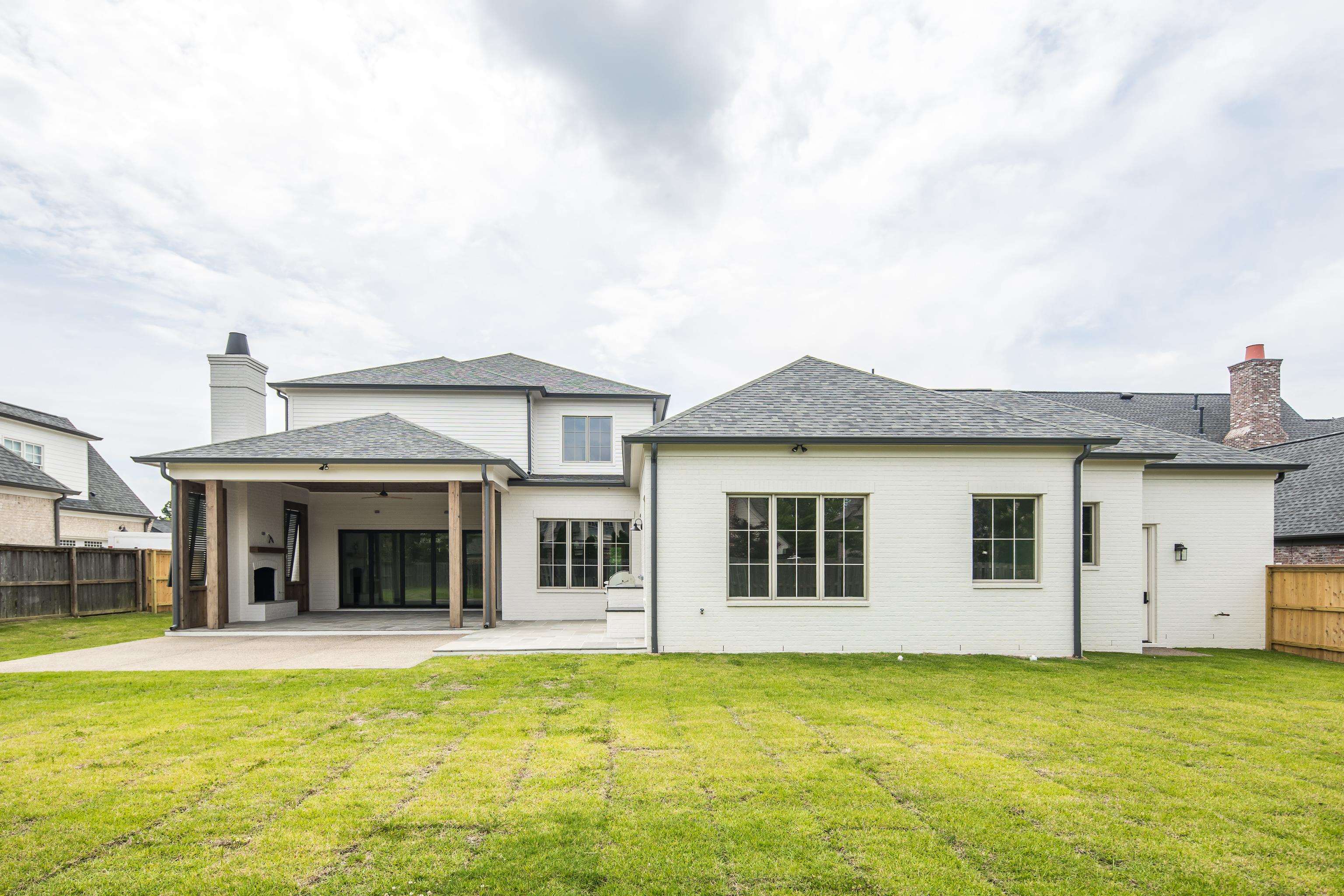3116 CHAPEL WOODS CV
