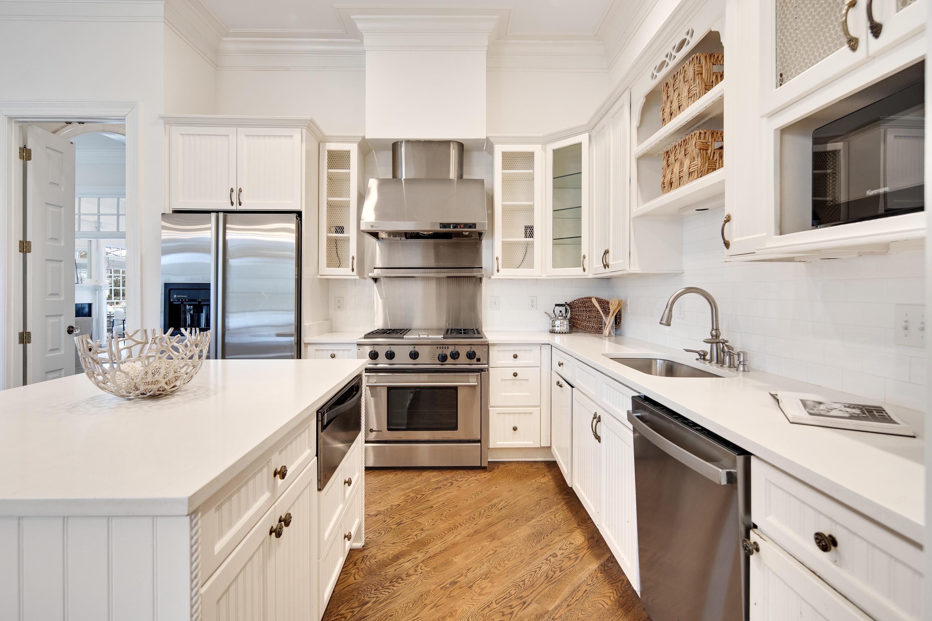 332 MCGINNIS CIR