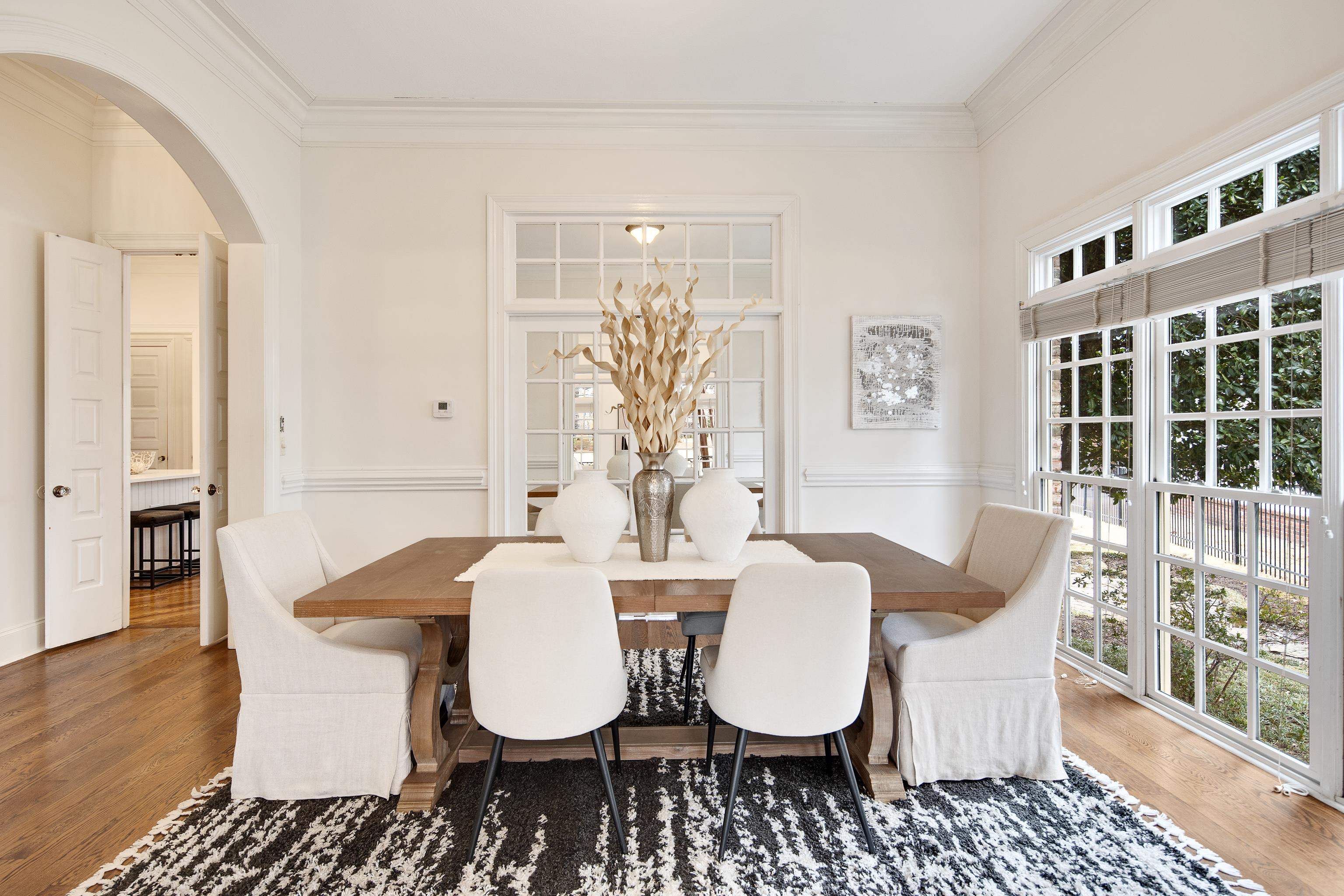 332 MCGINNIS CIR