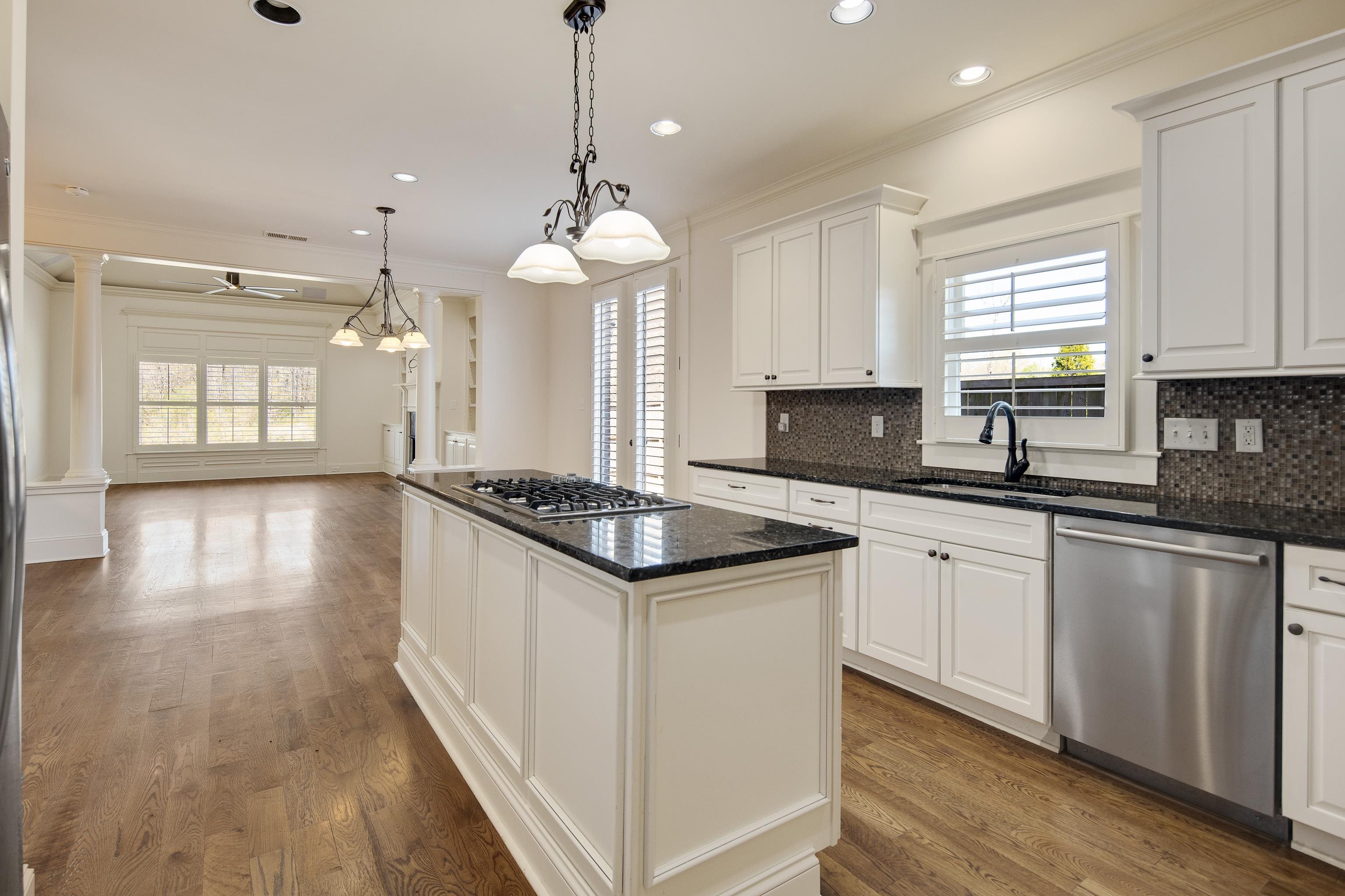 9110 BAYNARD LOOP