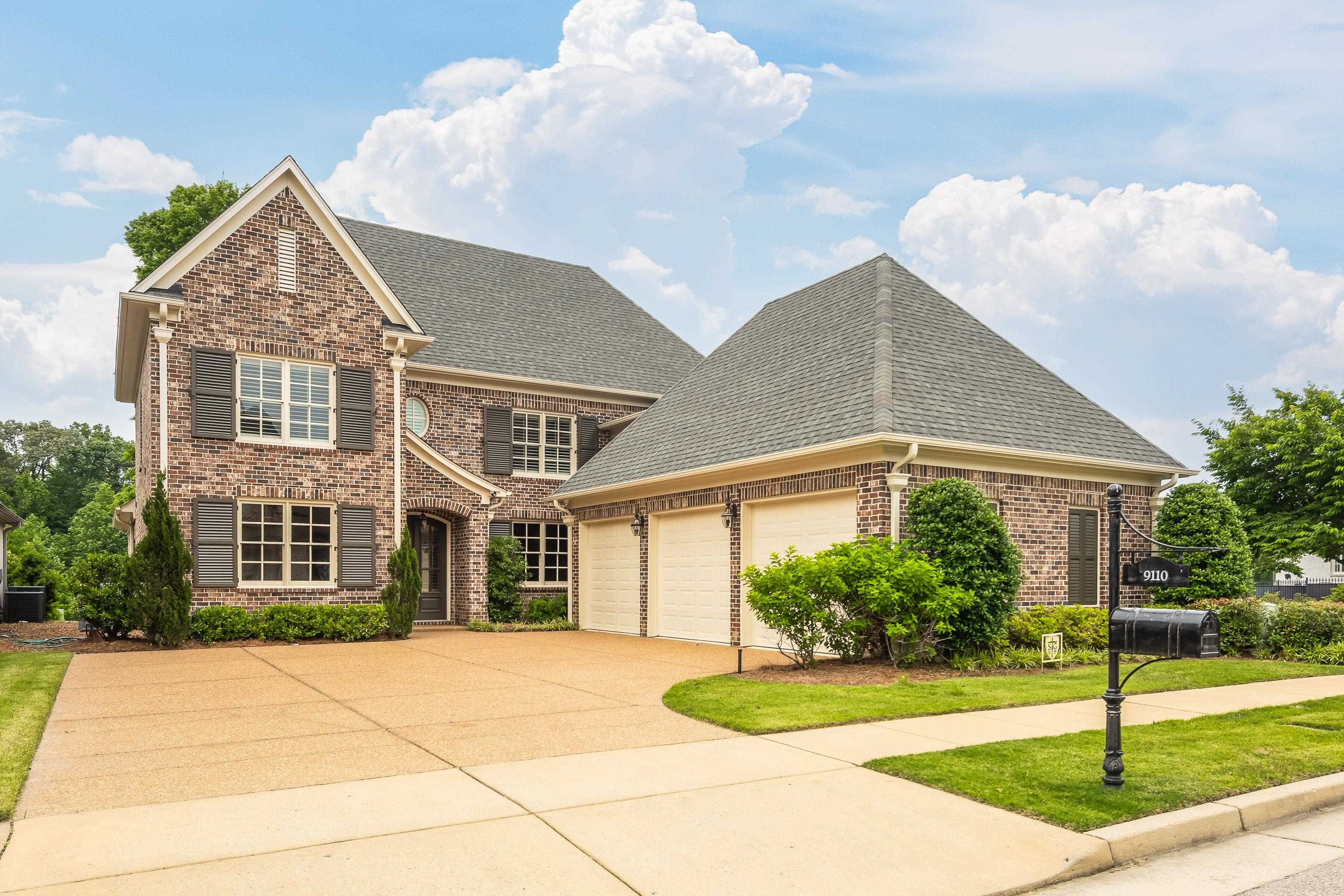 9110 BAYNARD LOOP