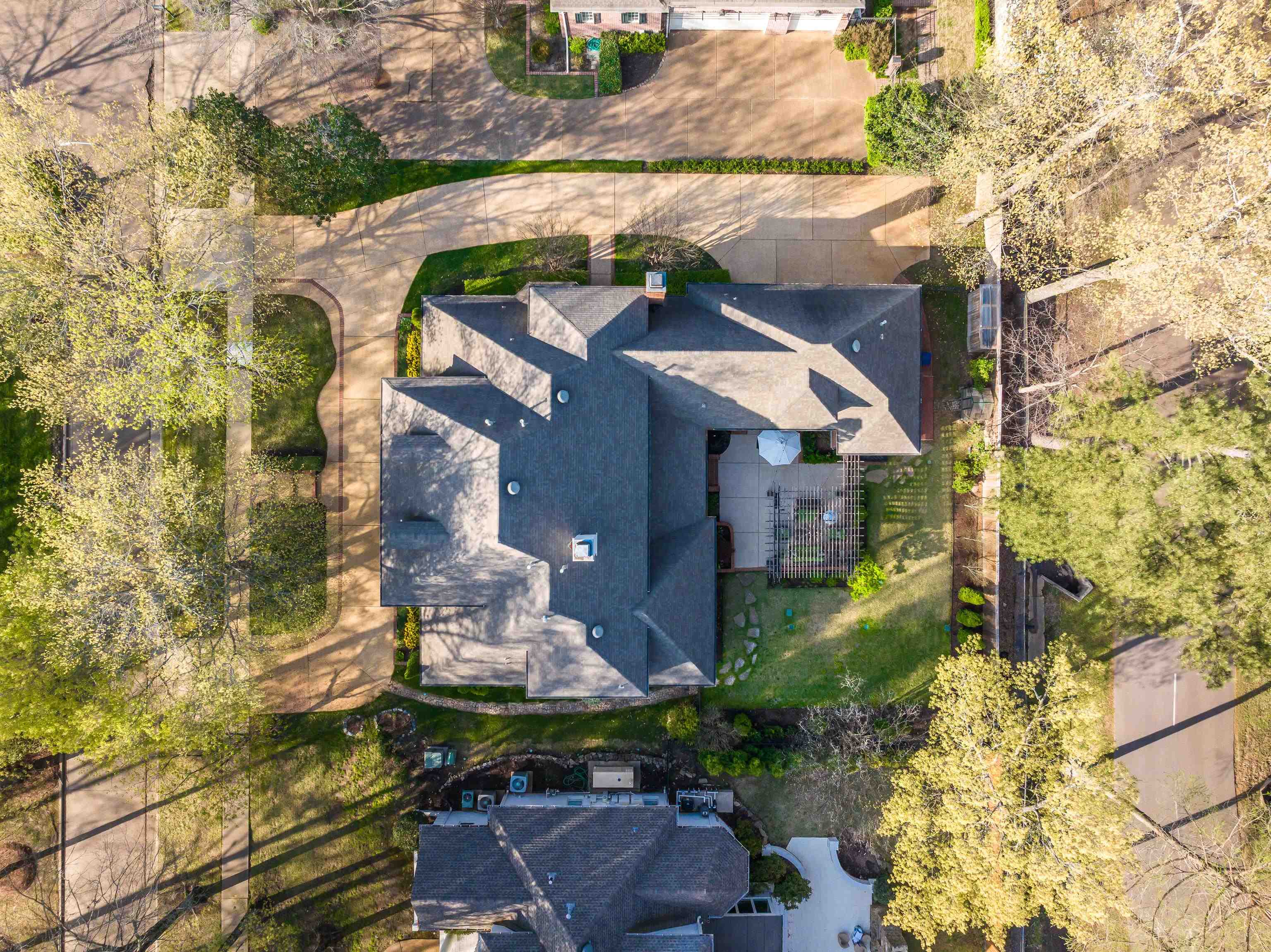 3396 BEDFORD LN