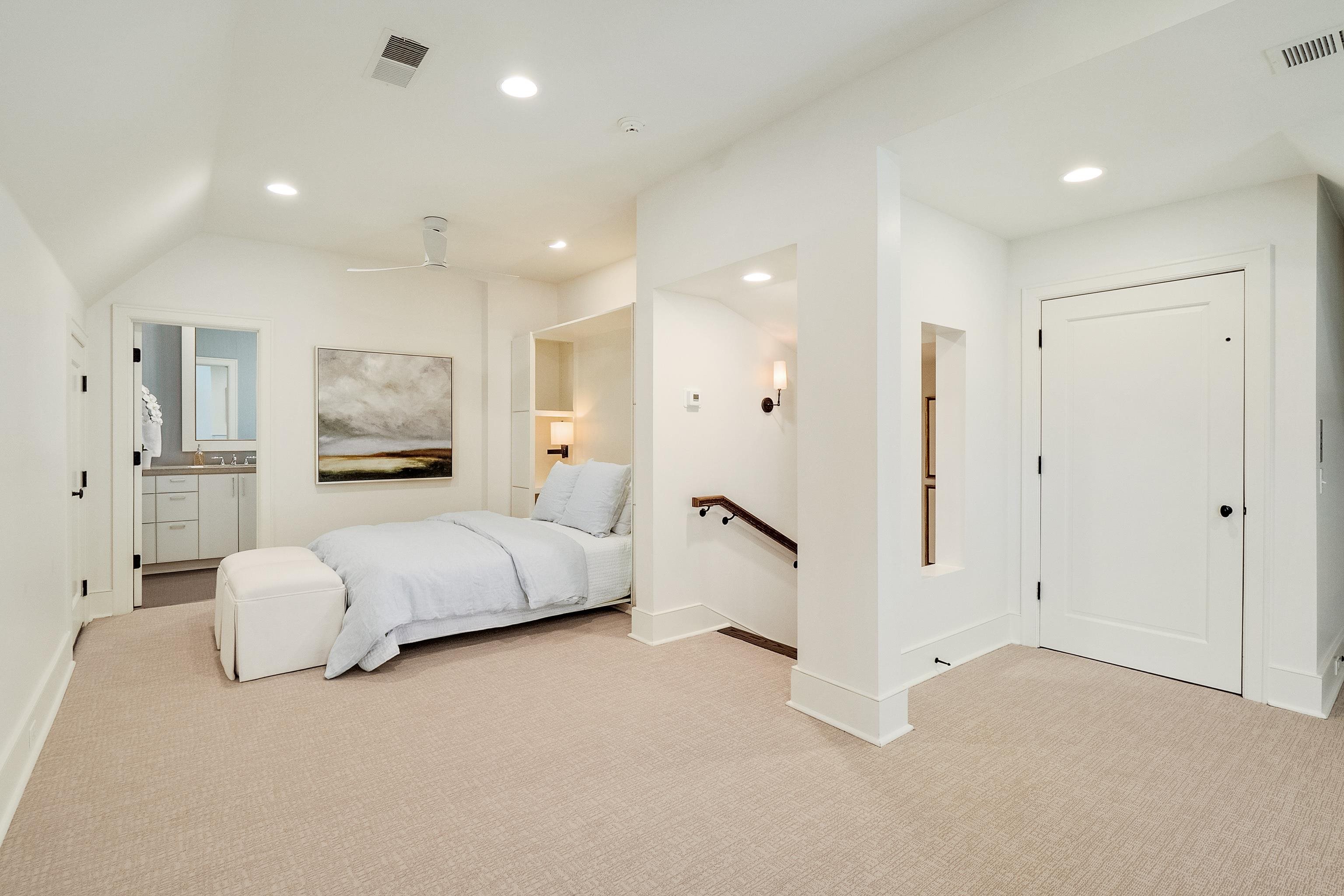 551 MAGNOLIA MOUND DR