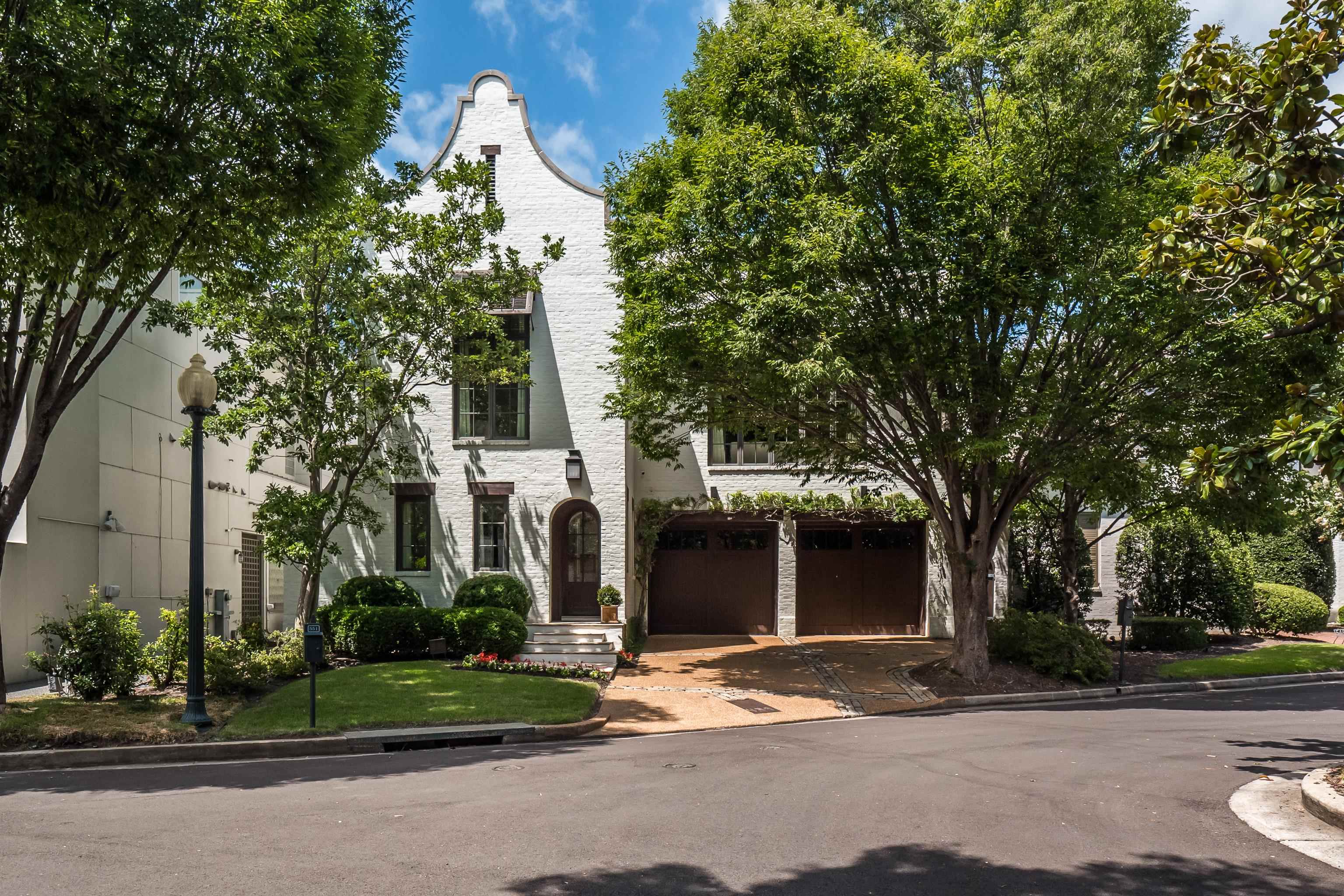 551 MAGNOLIA MOUND DR