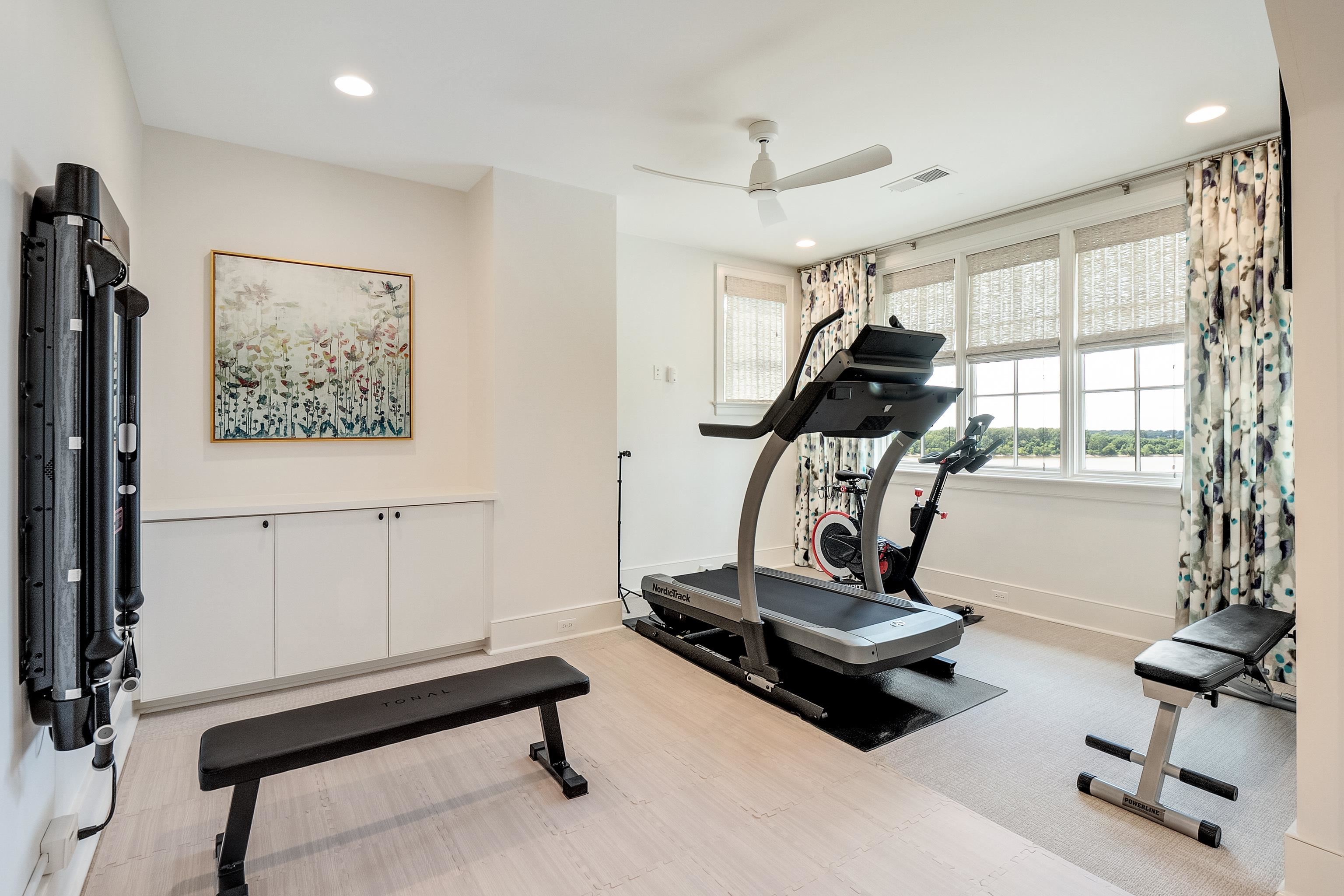 551 MAGNOLIA MOUND DR