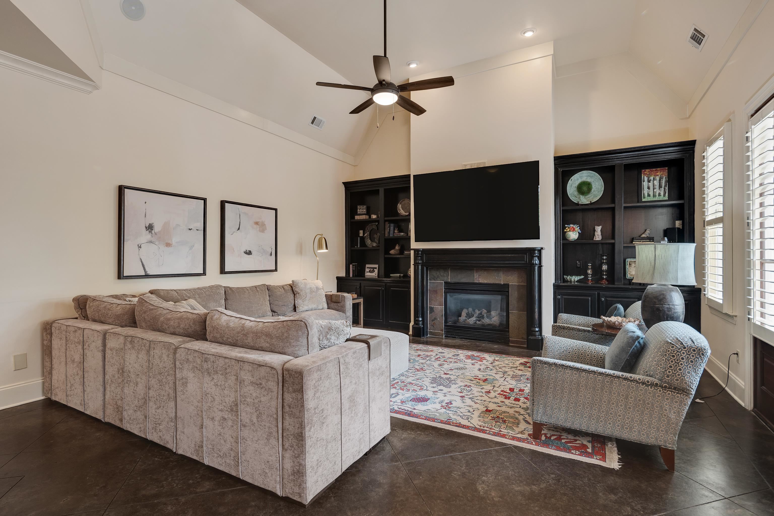 3094 DEVONSHIRE WAY