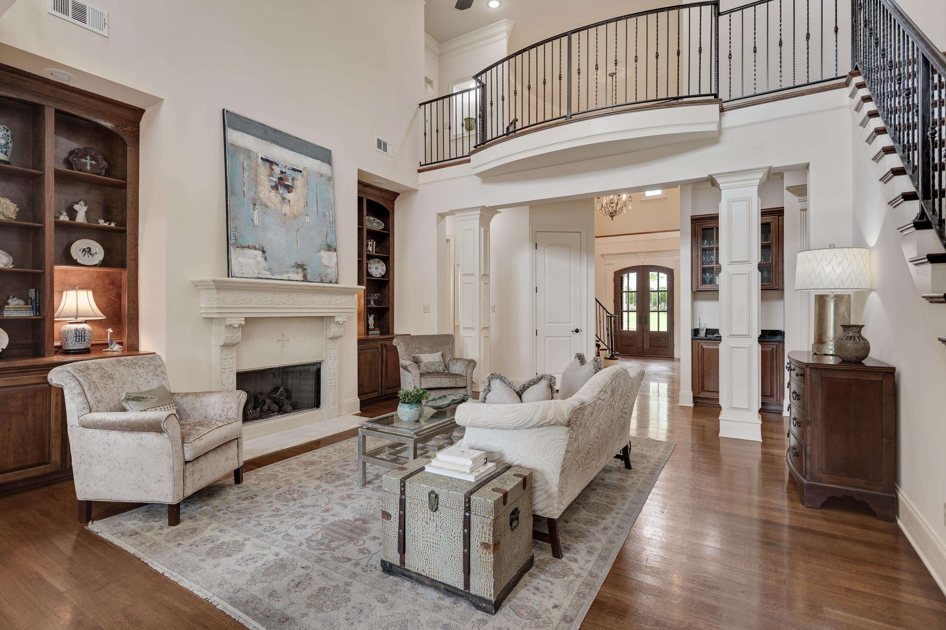 3094 DEVONSHIRE WAY