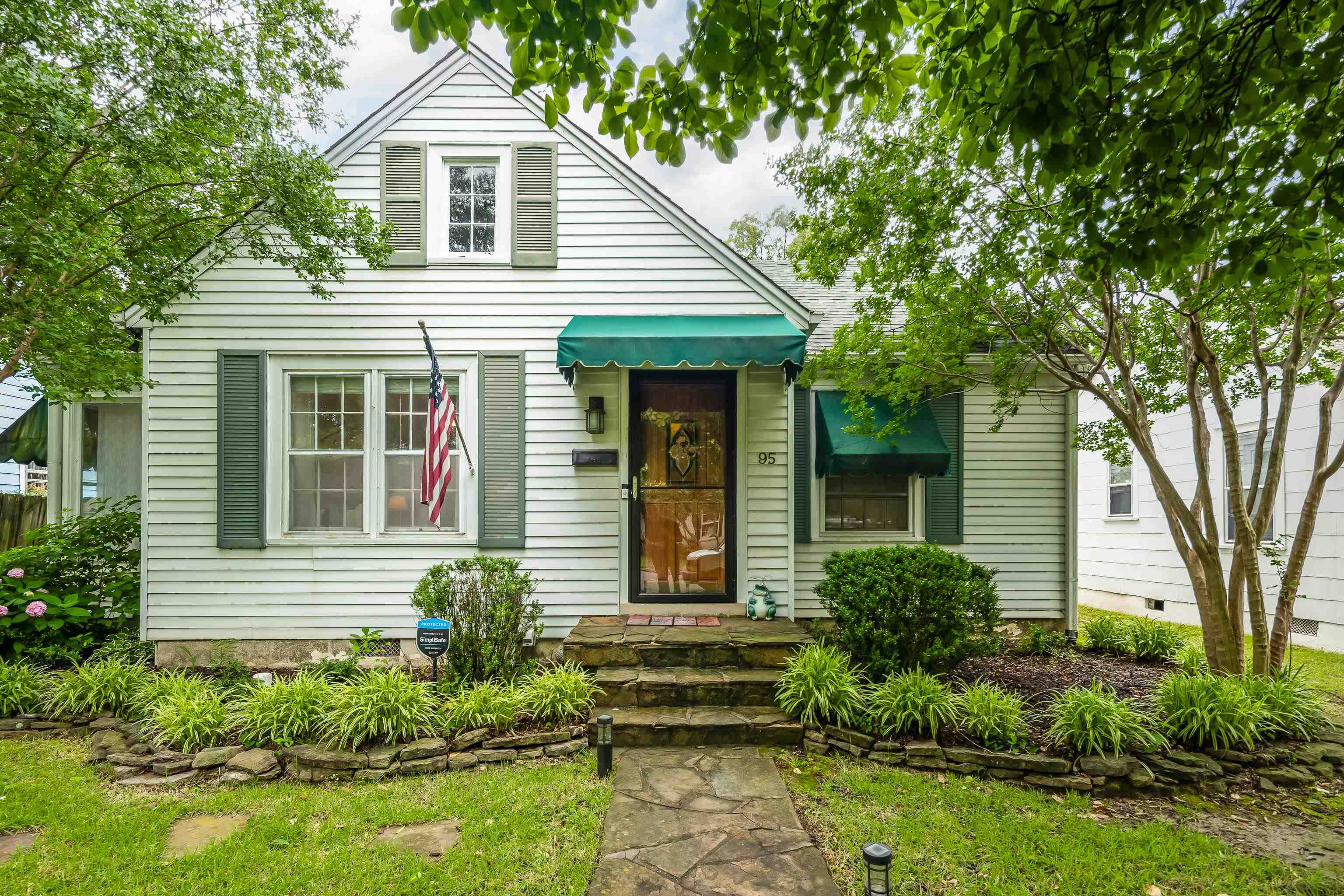 95 W LAFAYETTE CIR
