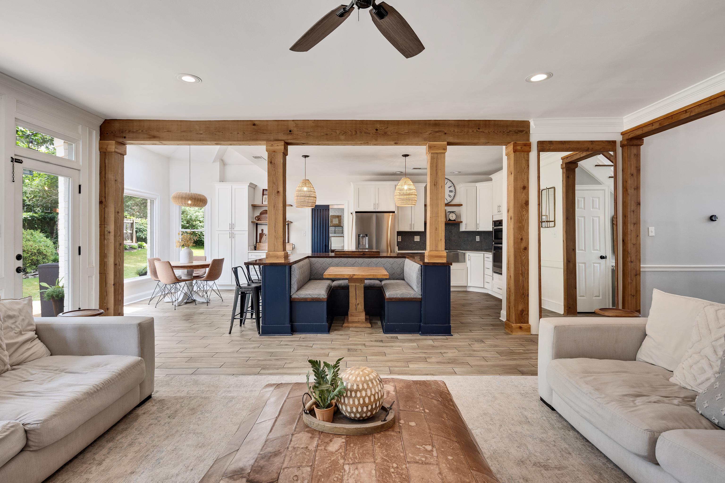 2914 TANOAK CV