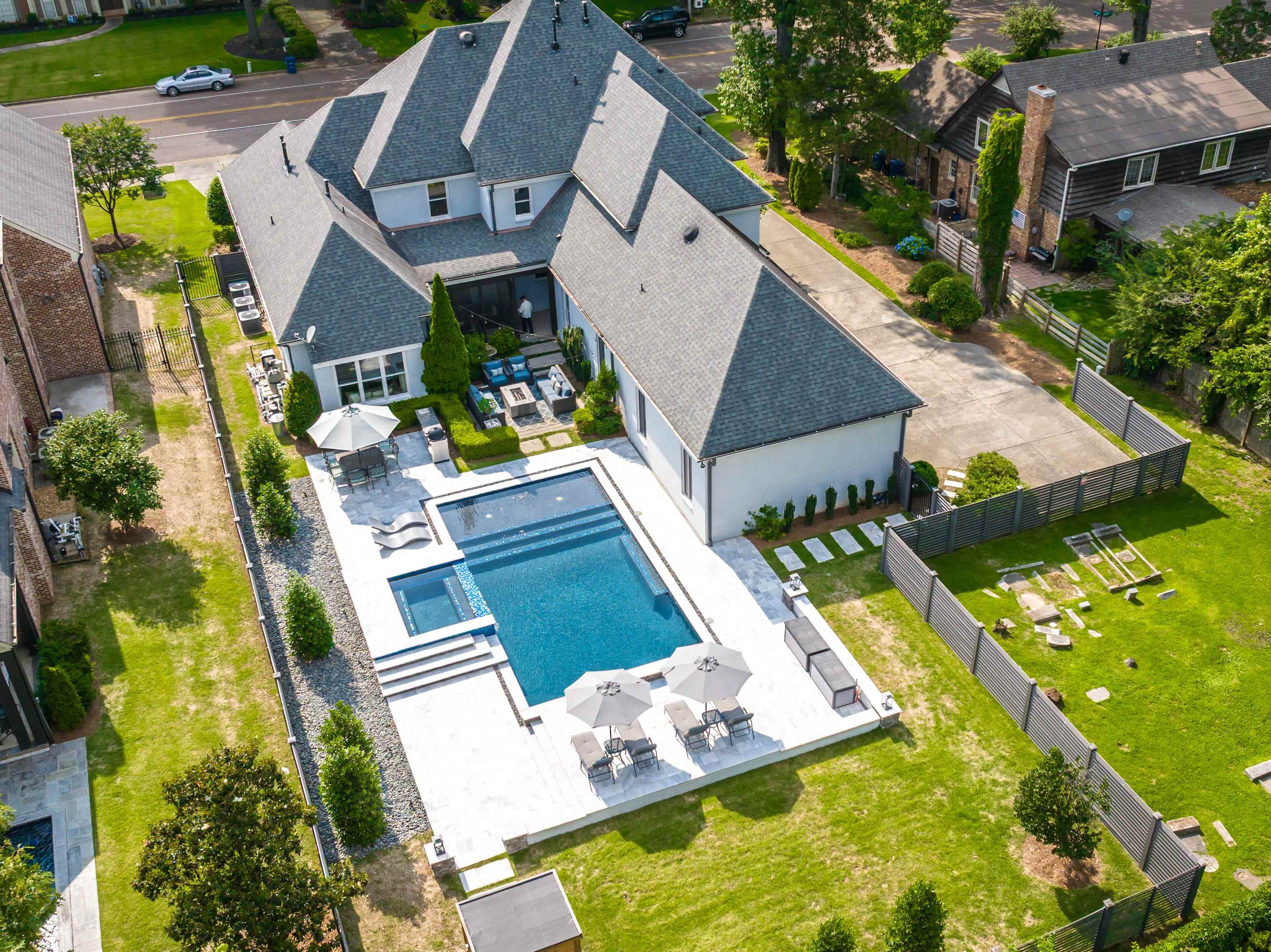 1666 CORDOVA RD