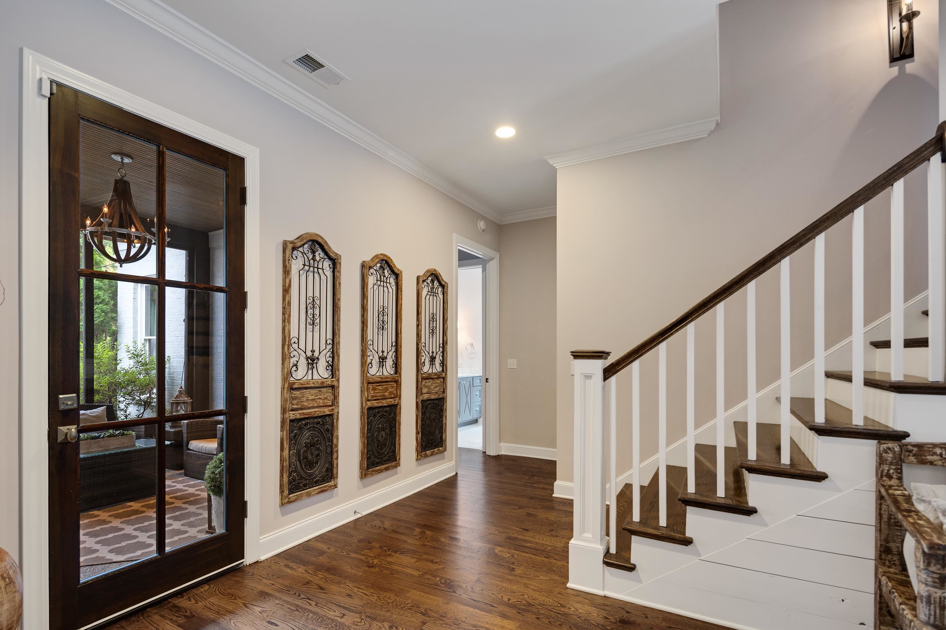 1666 CORDOVA RD