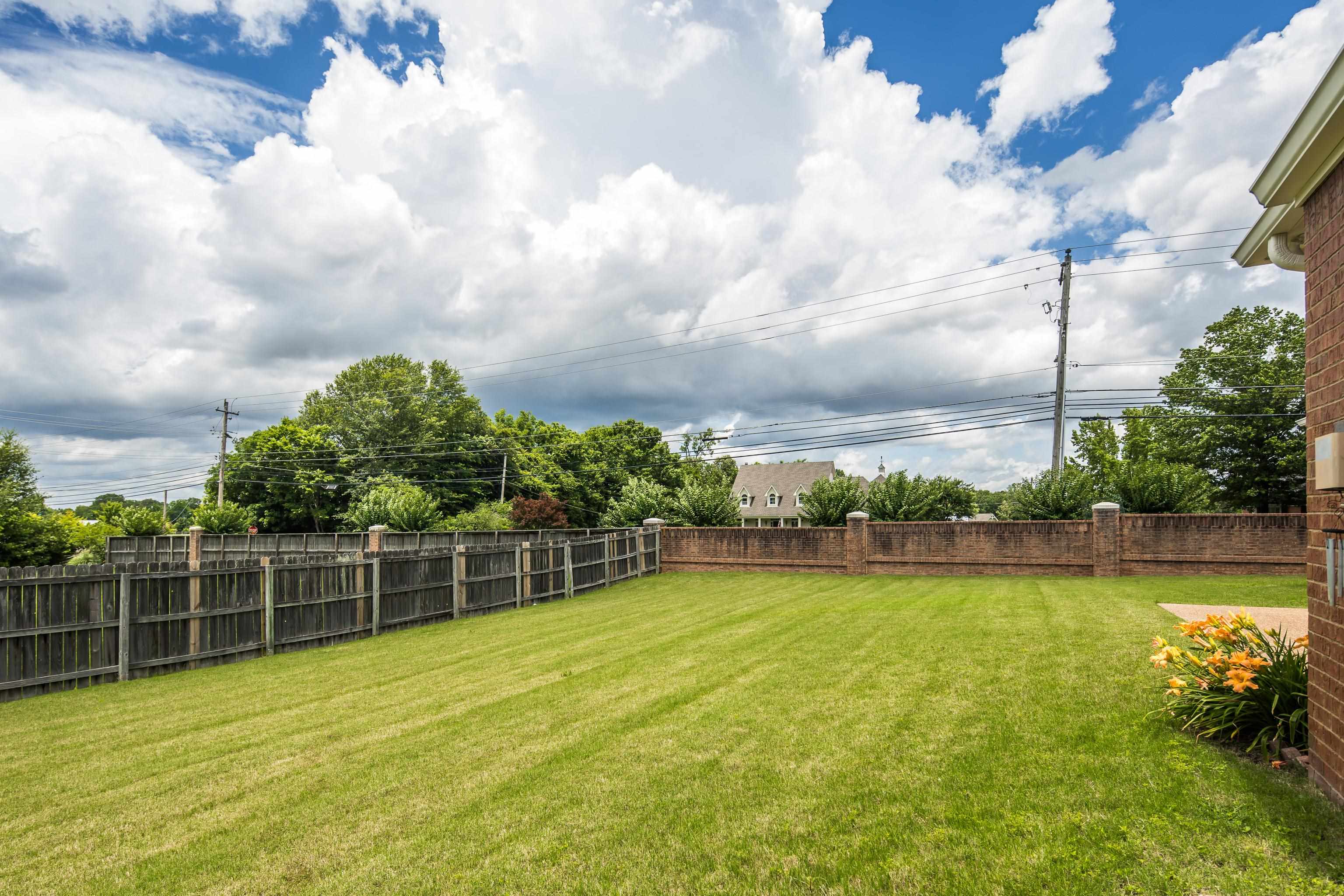 6227 EWING BLVD