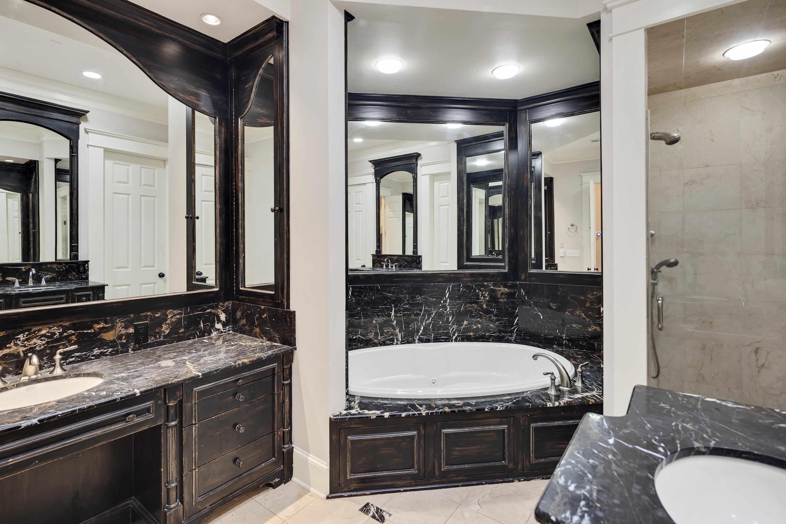 6432 MASSEY ESTATES CV