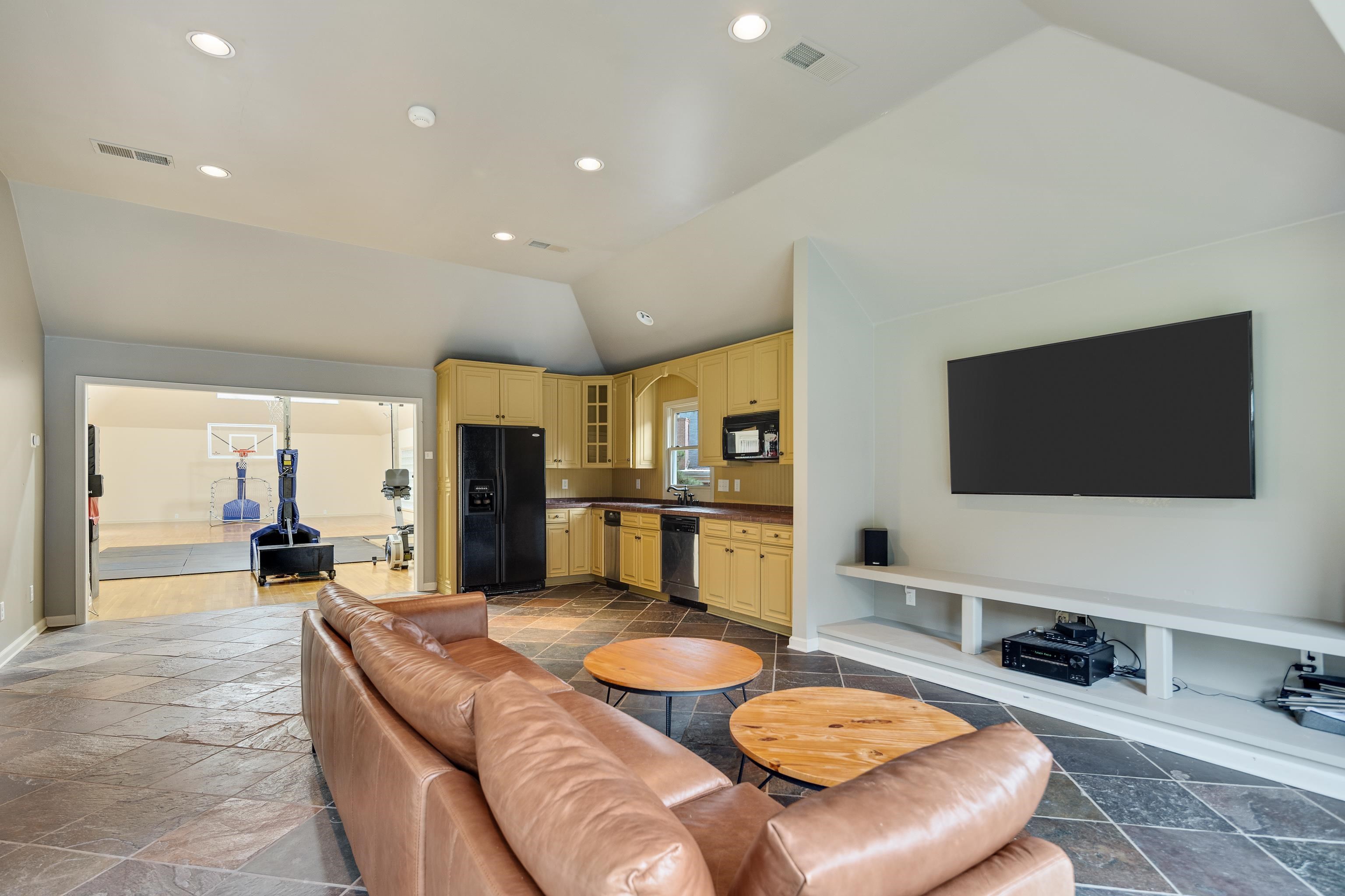 6432 MASSEY ESTATES CV