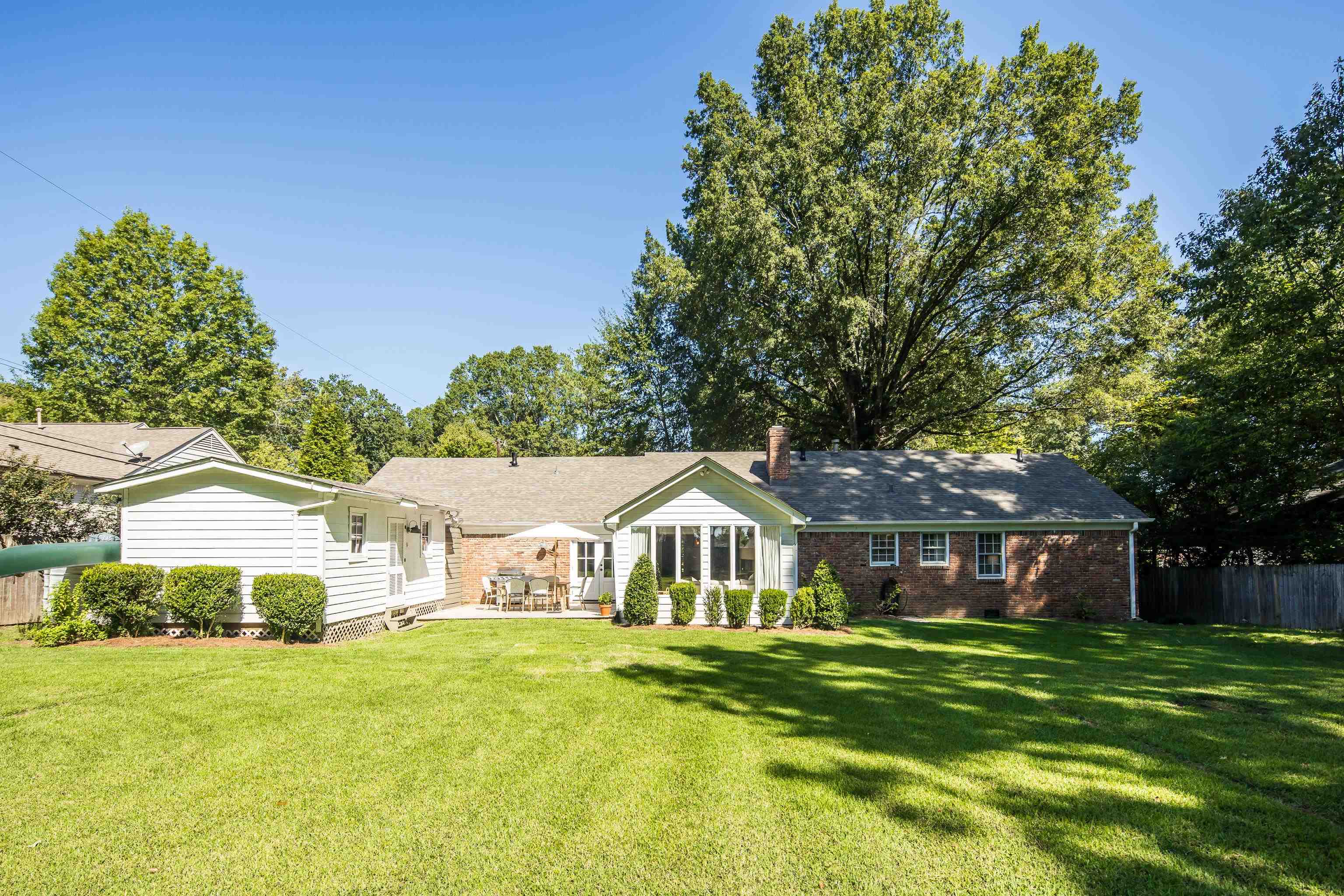 7519 PARKER CIR