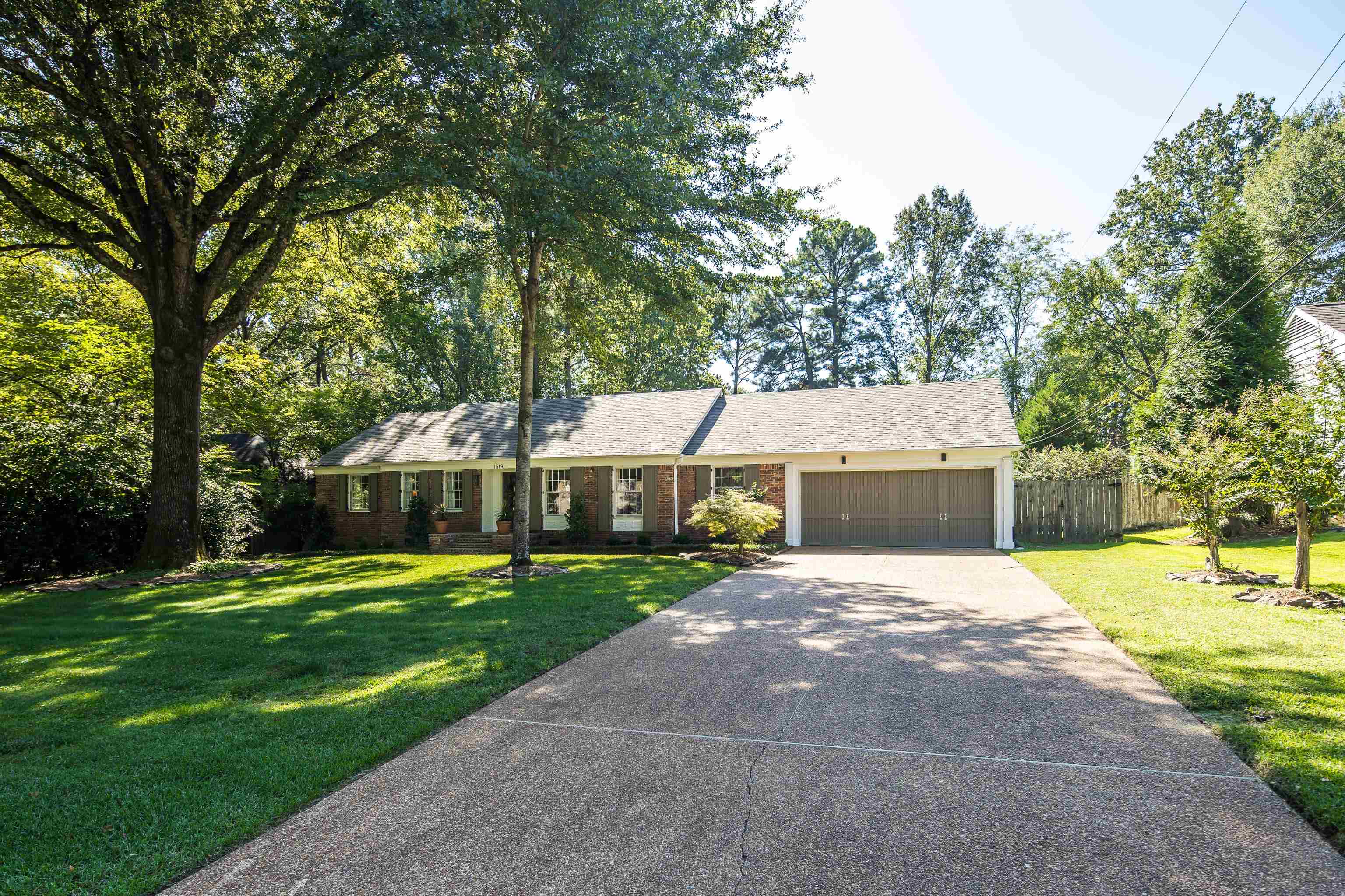 7519 PARKER CIR
