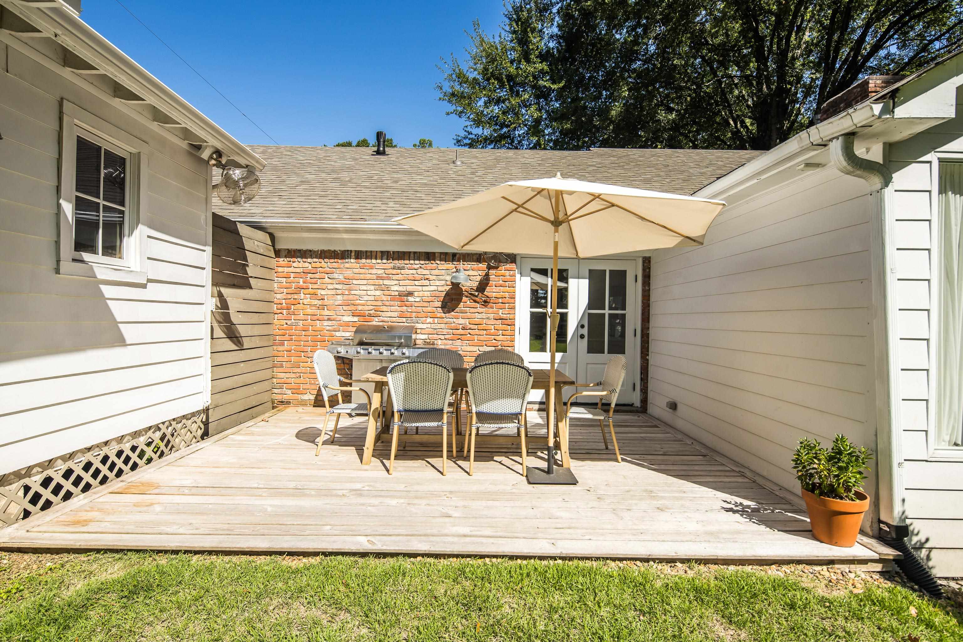 7519 PARKER CIR