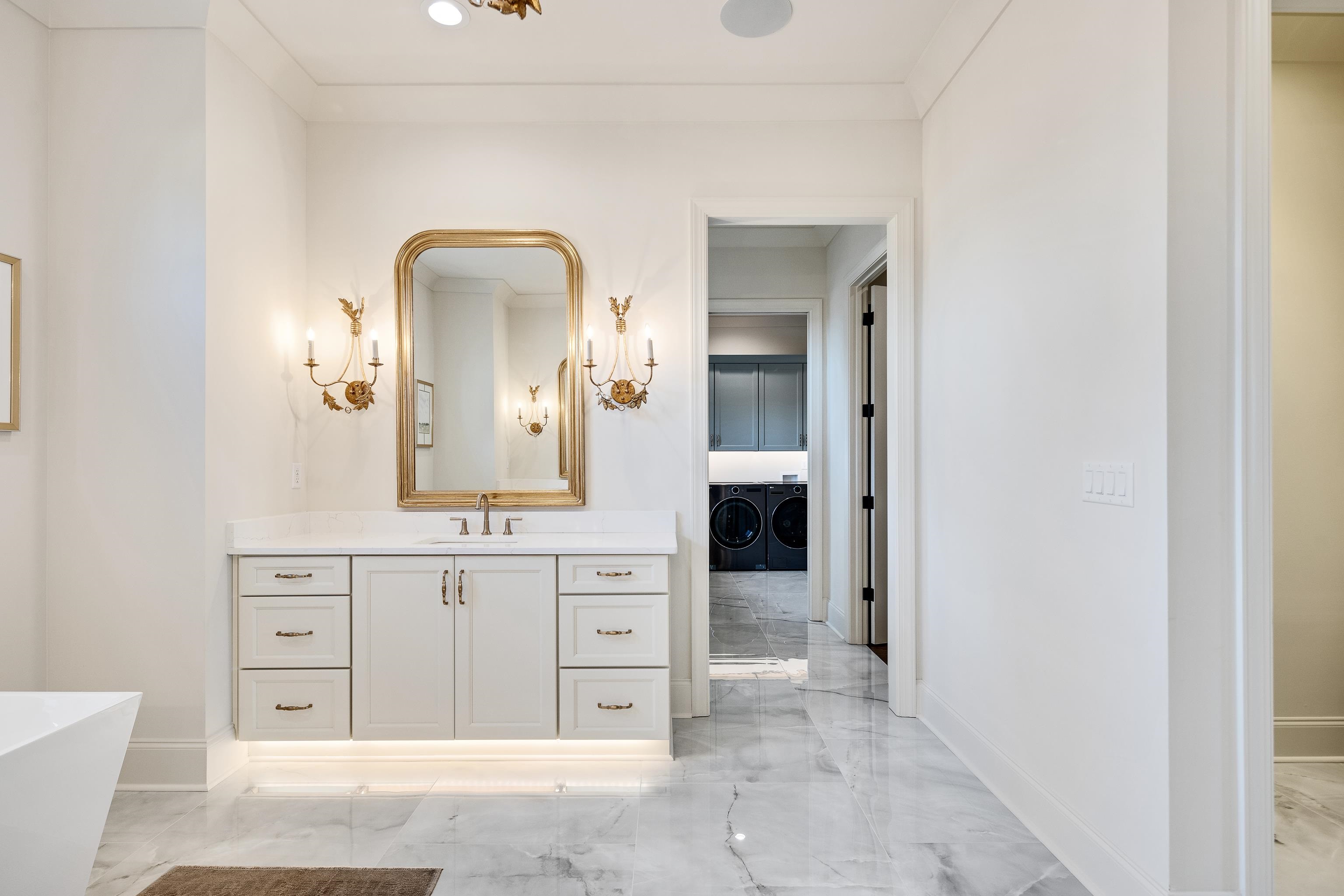 3290 HIDDEN CREEK LOOP W