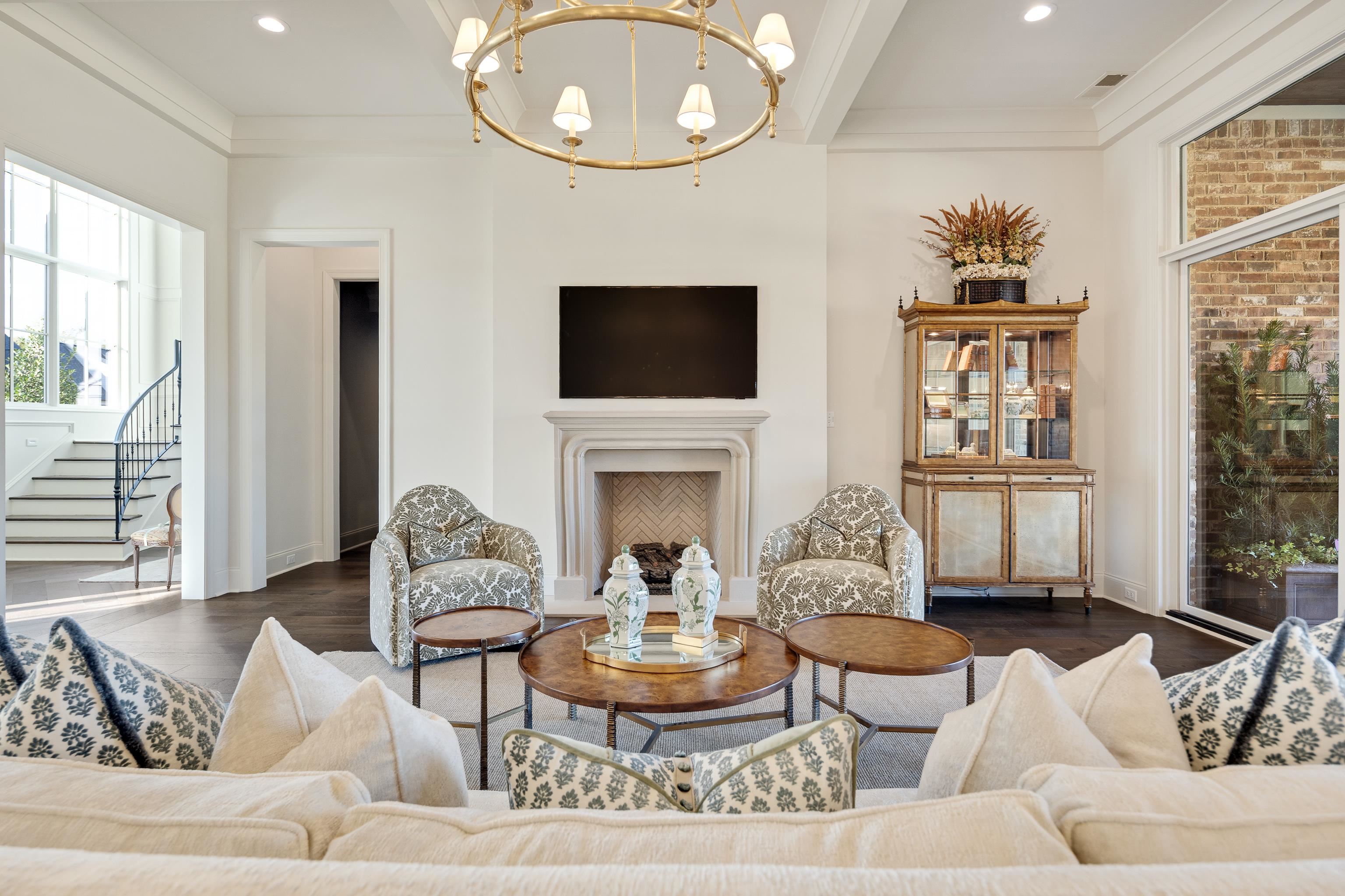 3290 HIDDEN CREEK LOOP W