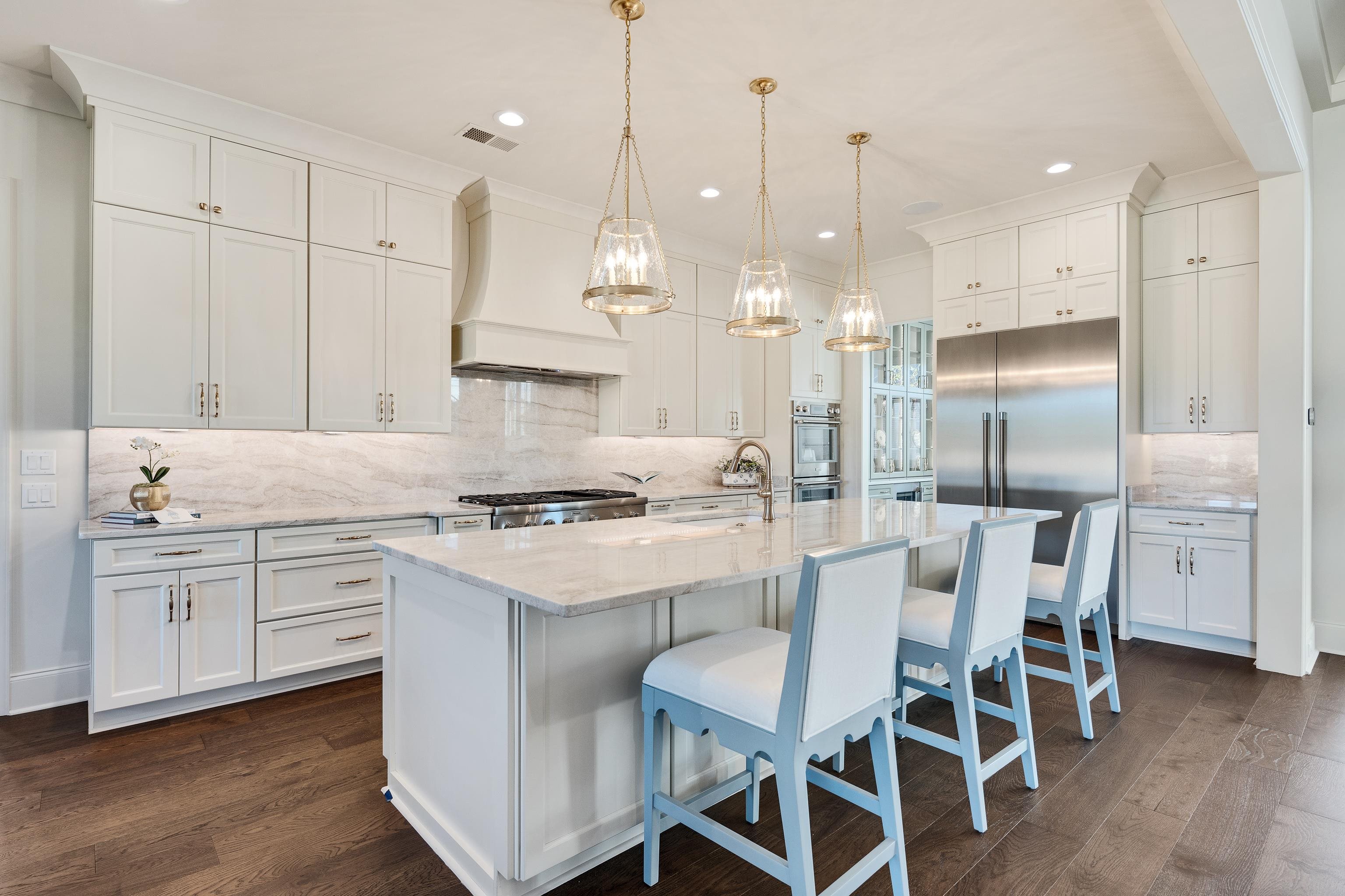 3290 HIDDEN CREEK LOOP W