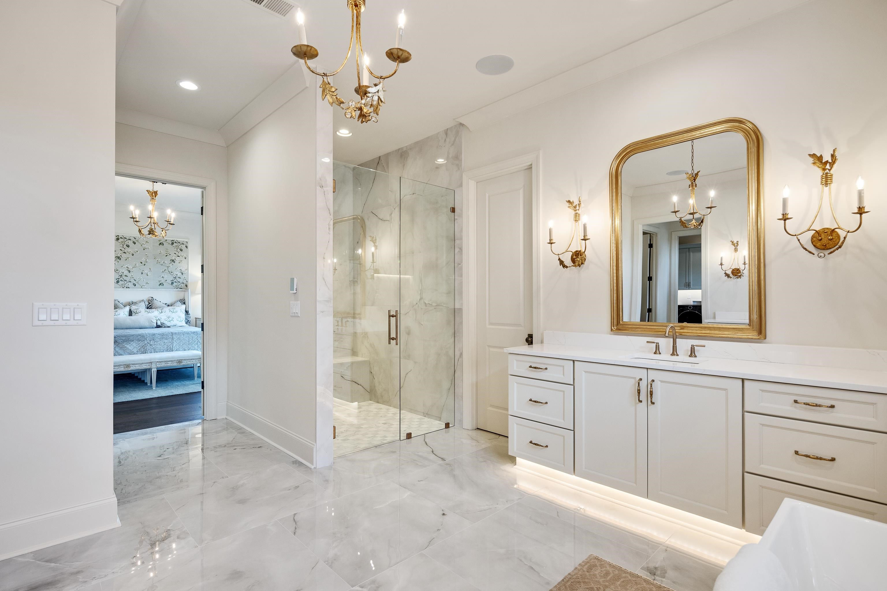 3290 HIDDEN CREEK LOOP W