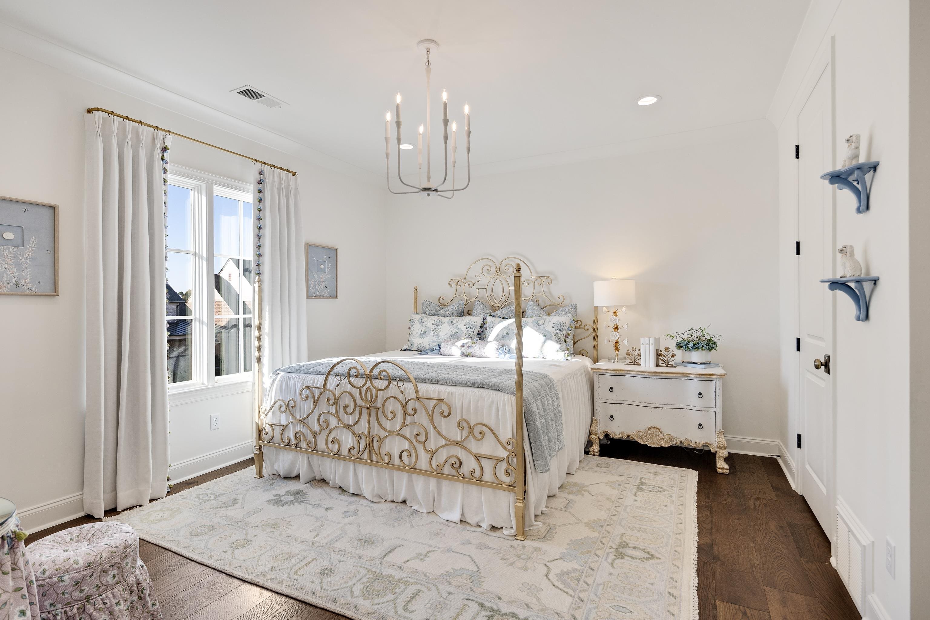 3290 HIDDEN CREEK LOOP W