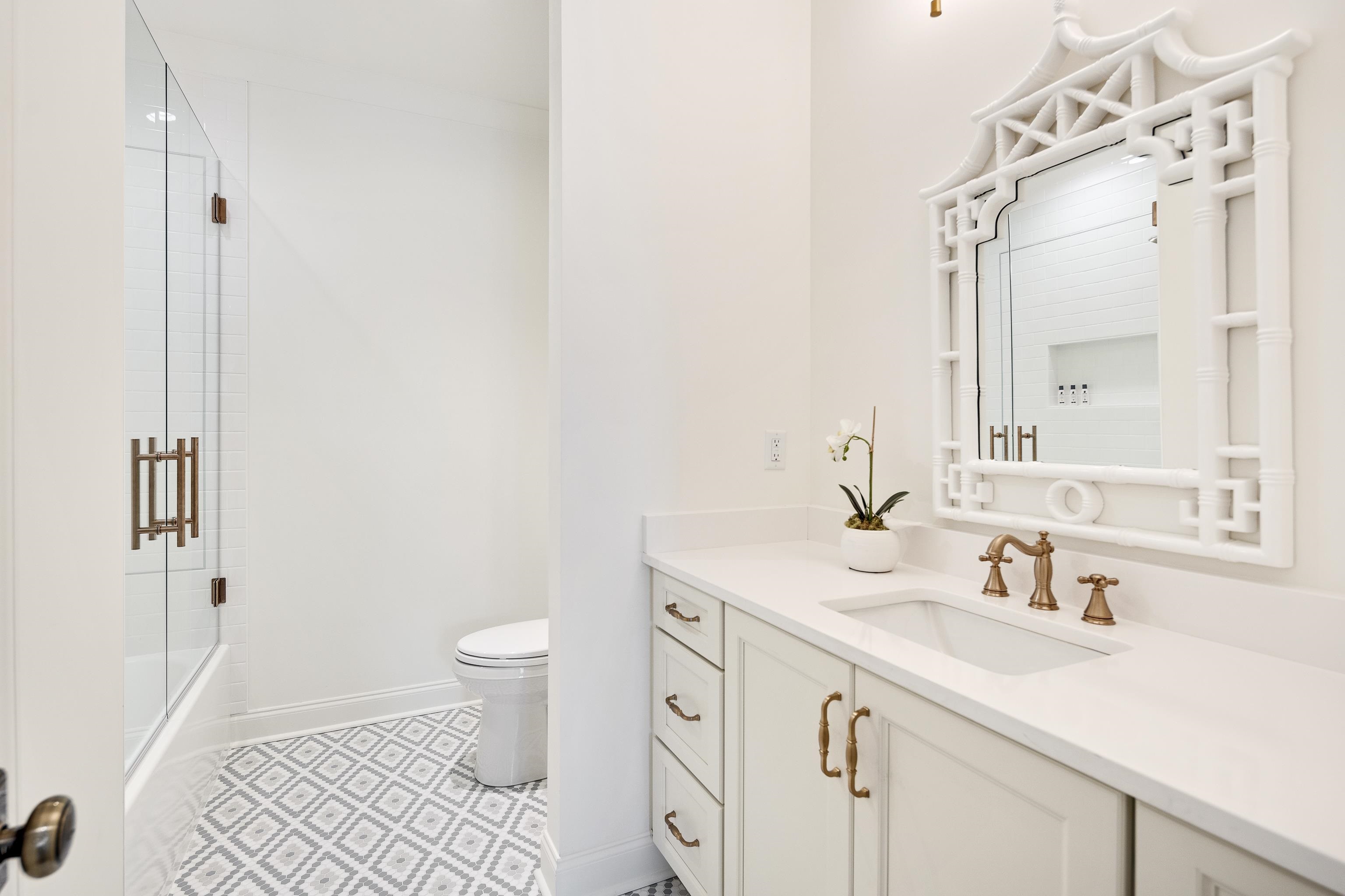 3290 HIDDEN CREEK LOOP W