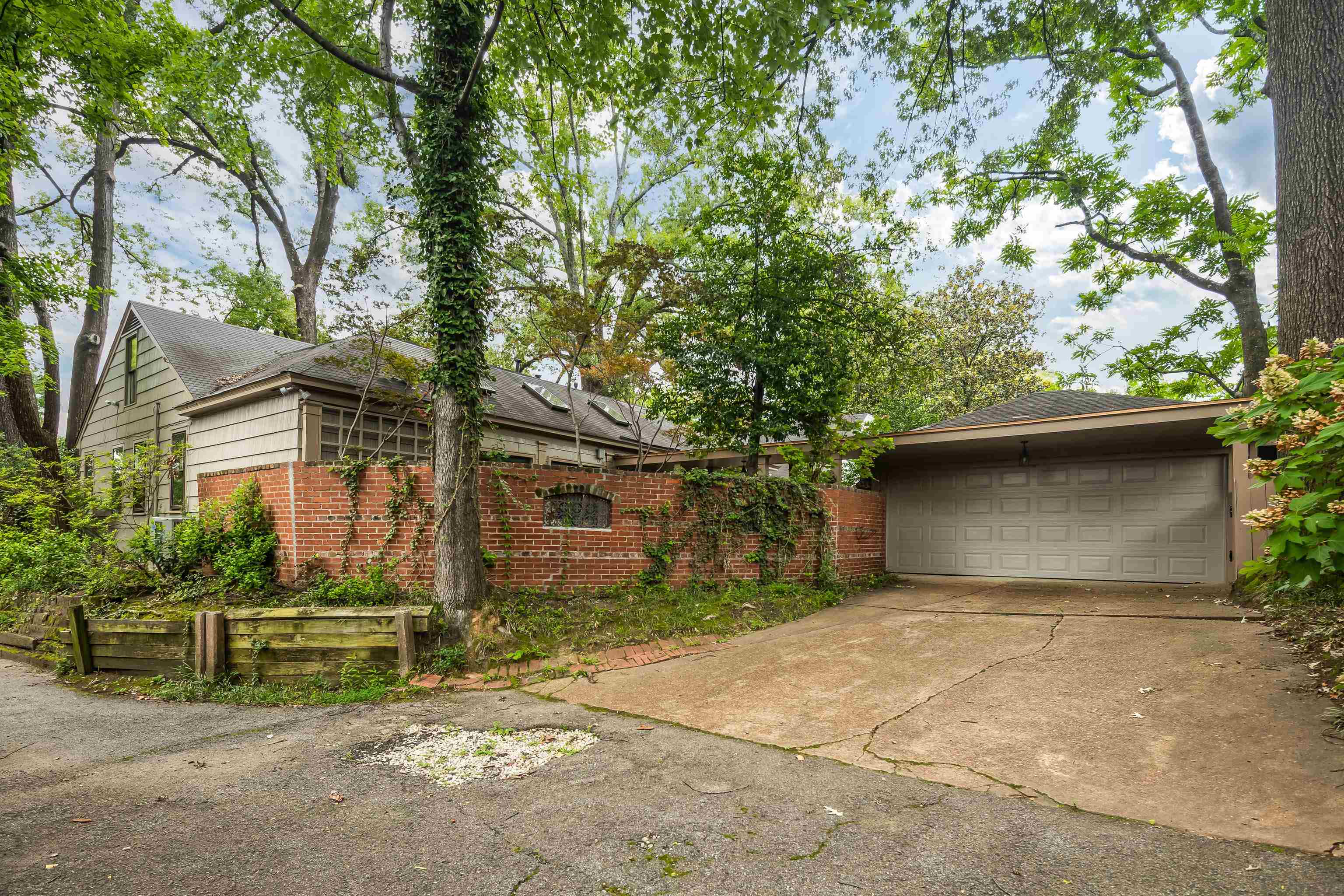 1643 VINTON AVE