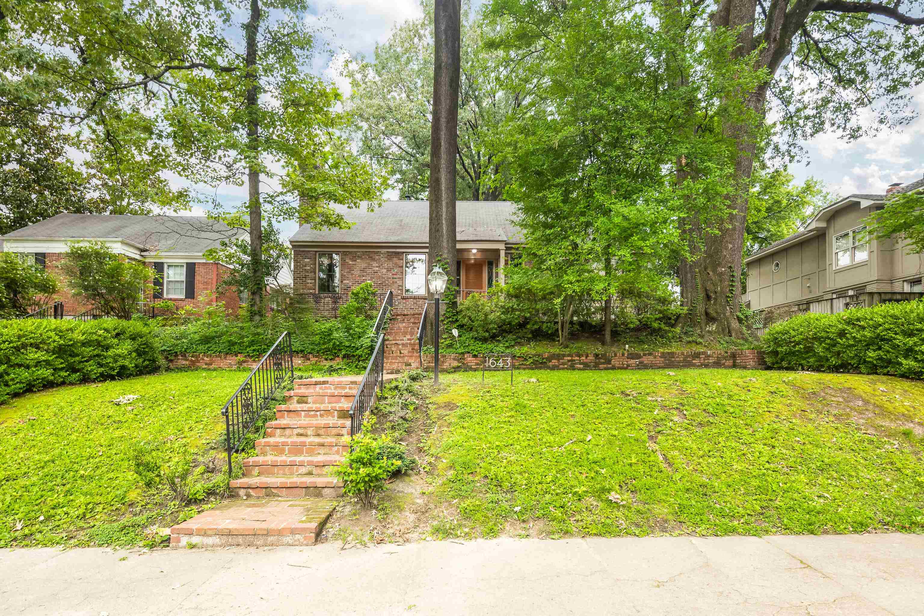 1643 VINTON AVE