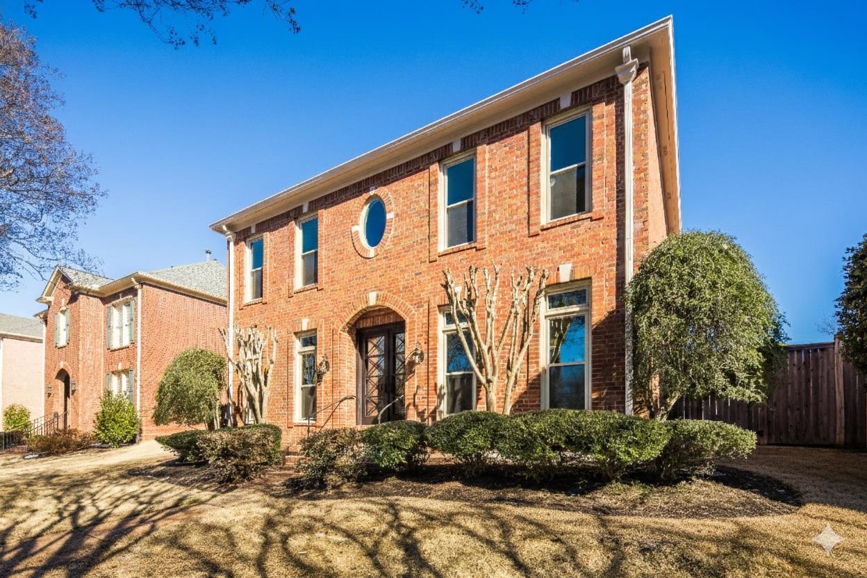 186 N WHITE STATION RD