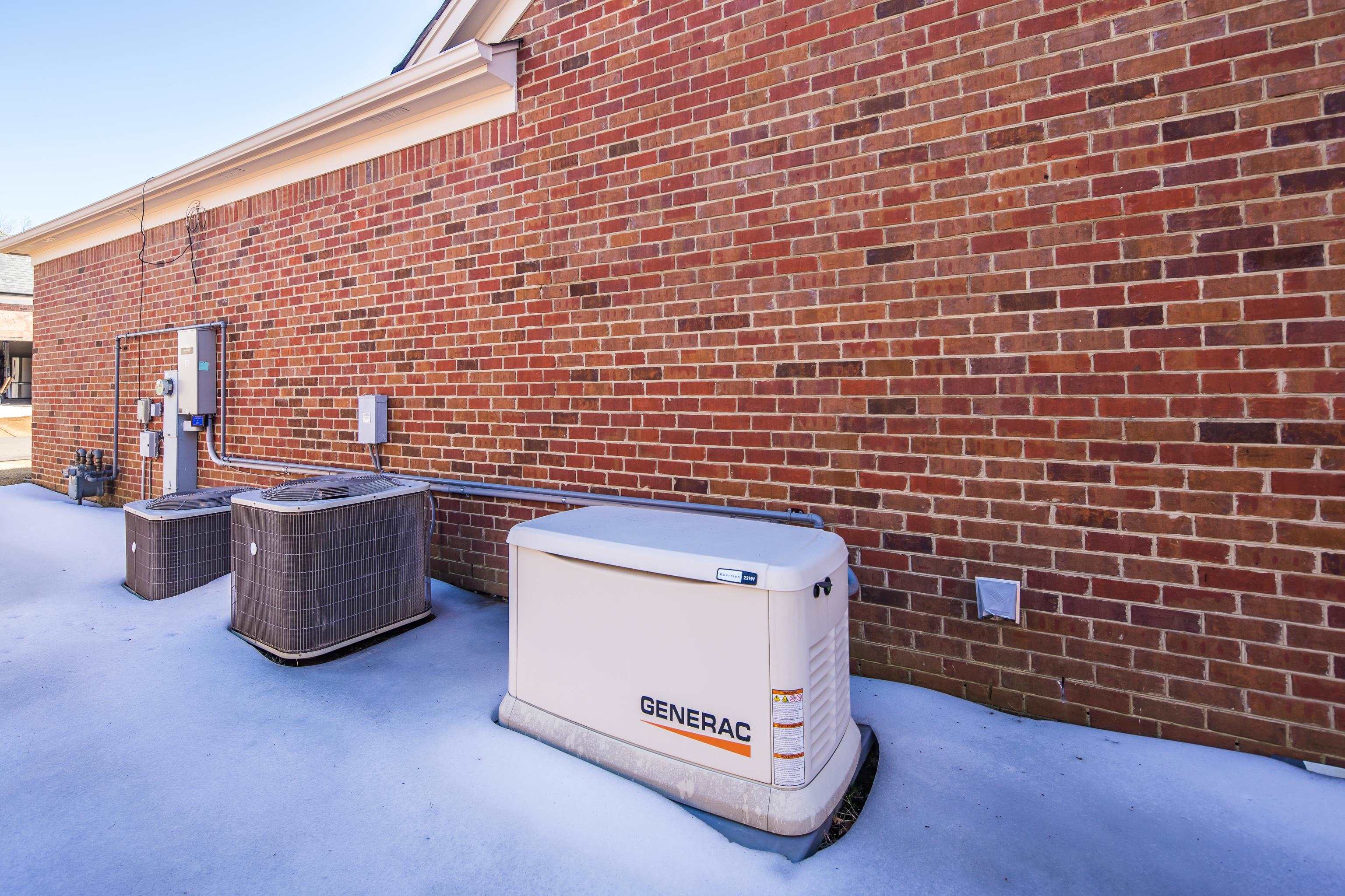 186 N WHITE STATION RD