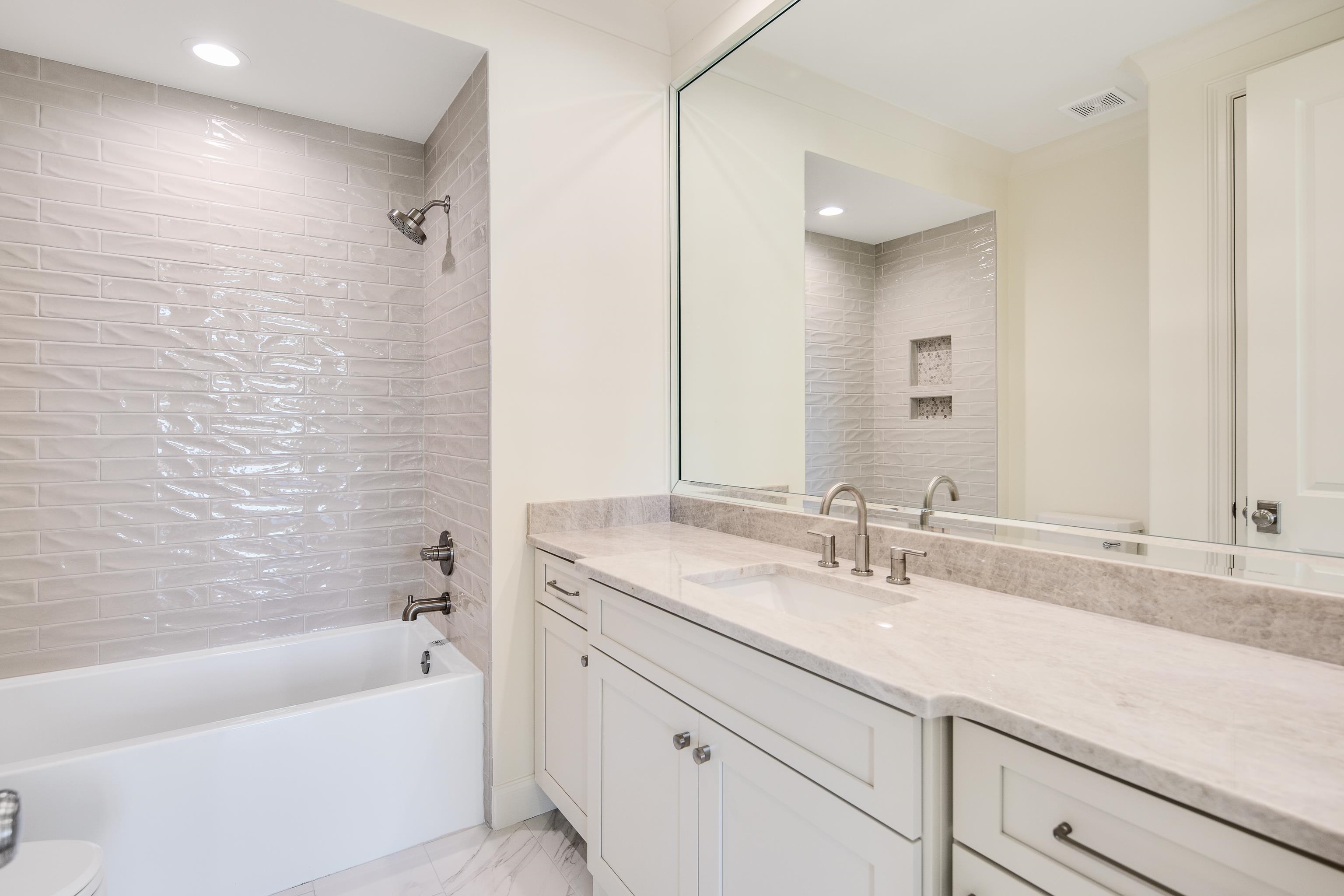 3116 CHAPEL WOODS CV