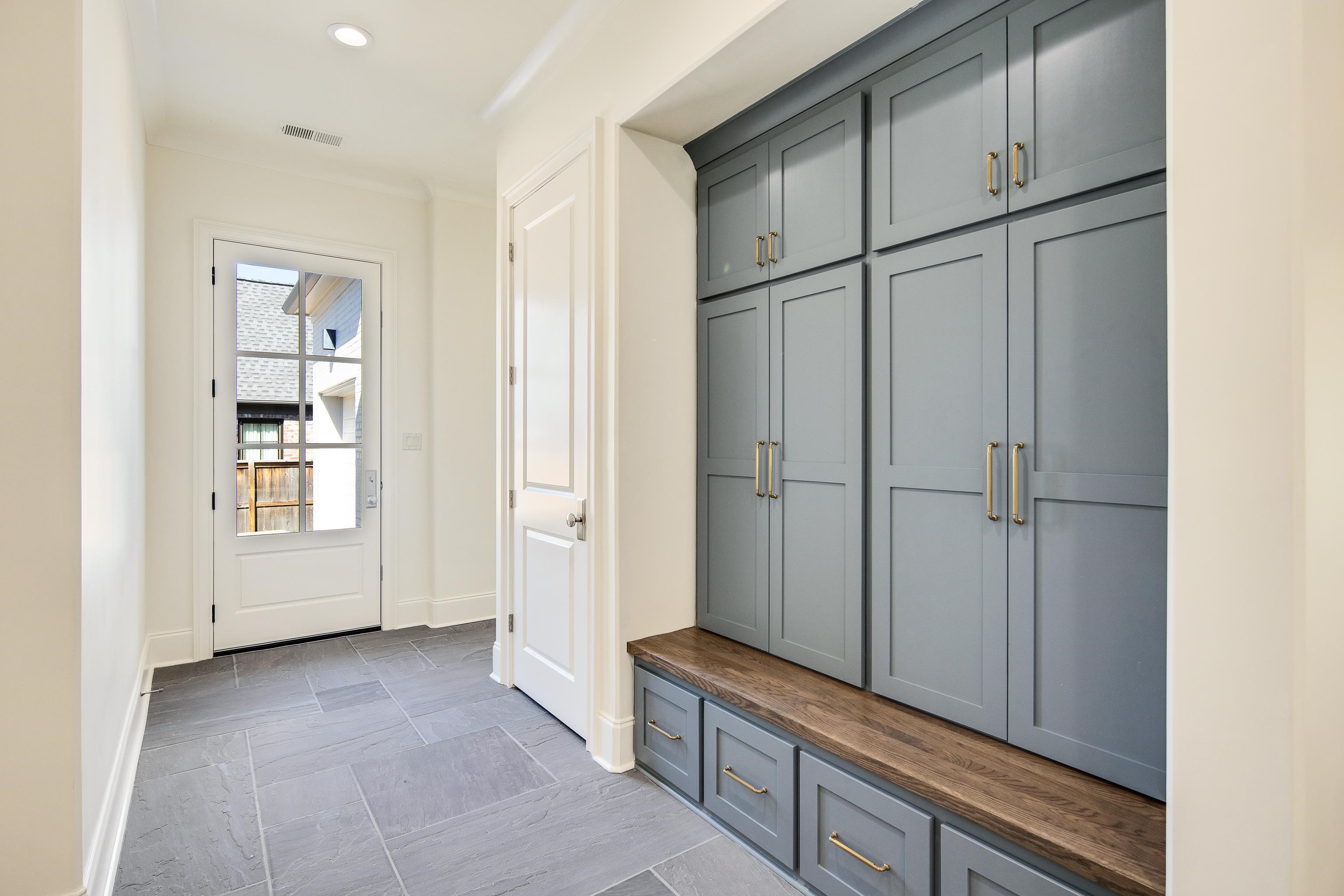 3116 CHAPEL WOODS CV