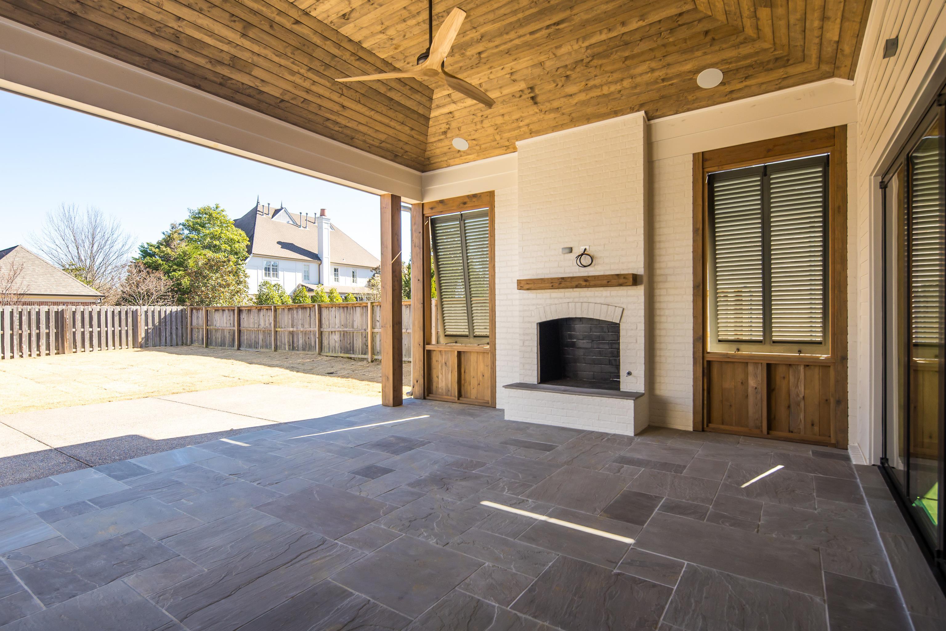 3116 CHAPEL WOODS CV