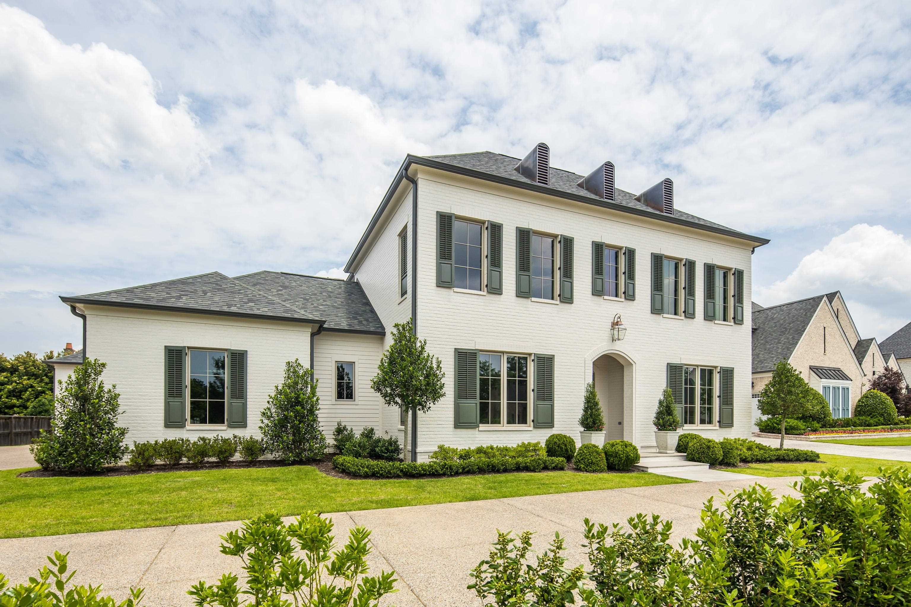 3116 CHAPEL WOODS CV