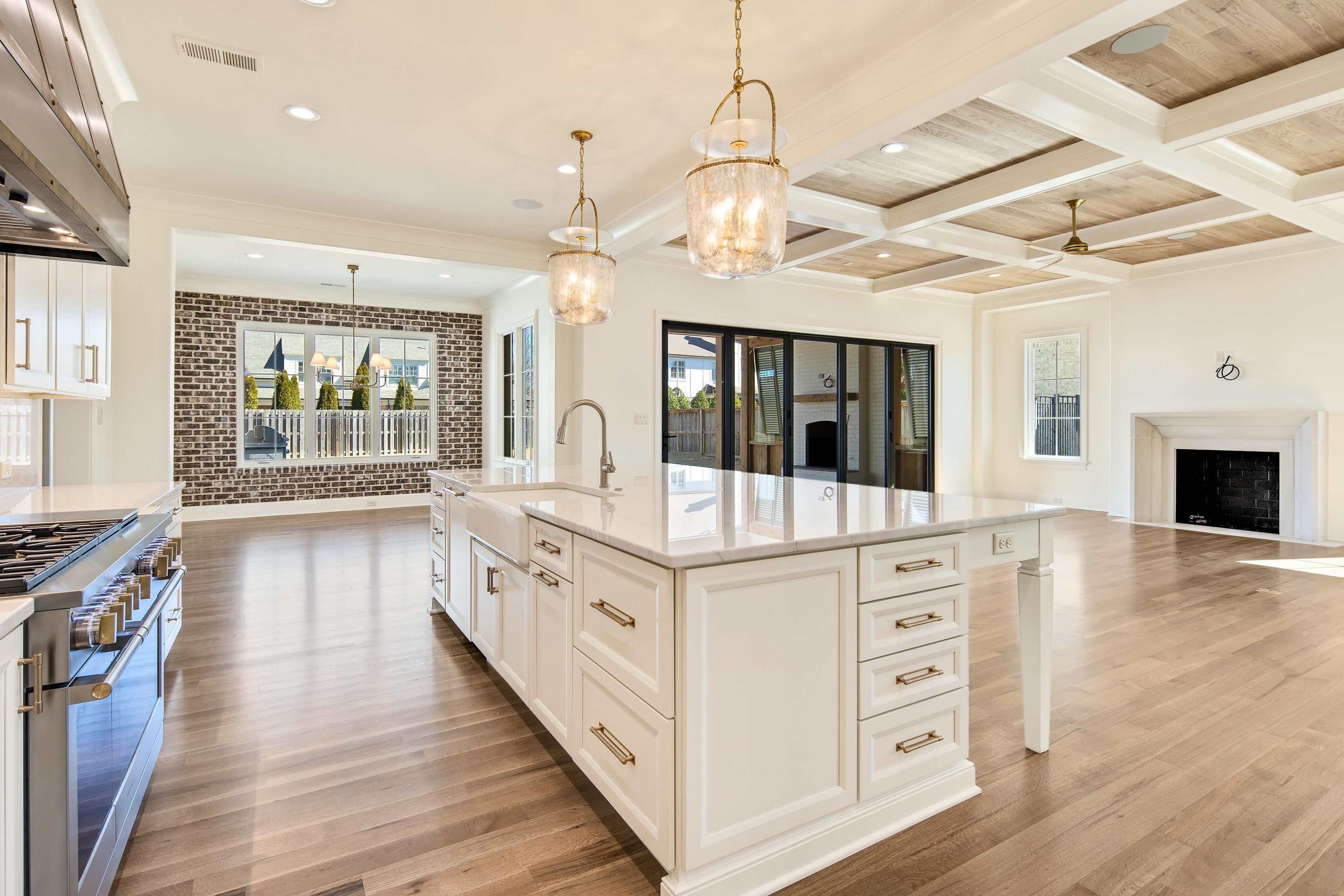 3116 CHAPEL WOODS CV