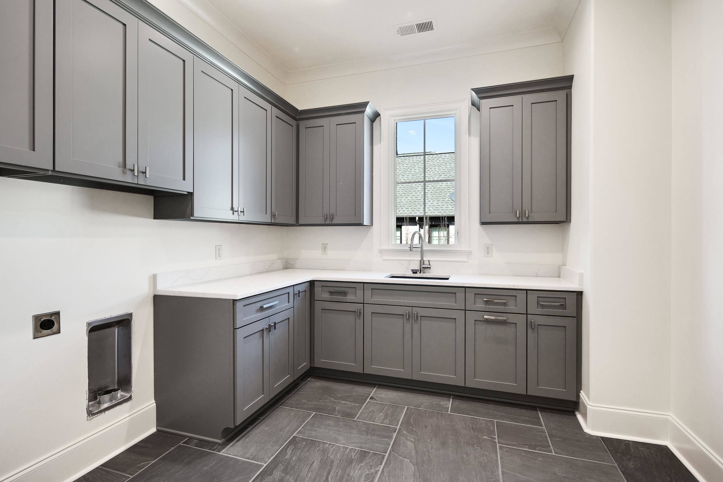 3116 CHAPEL WOODS CV