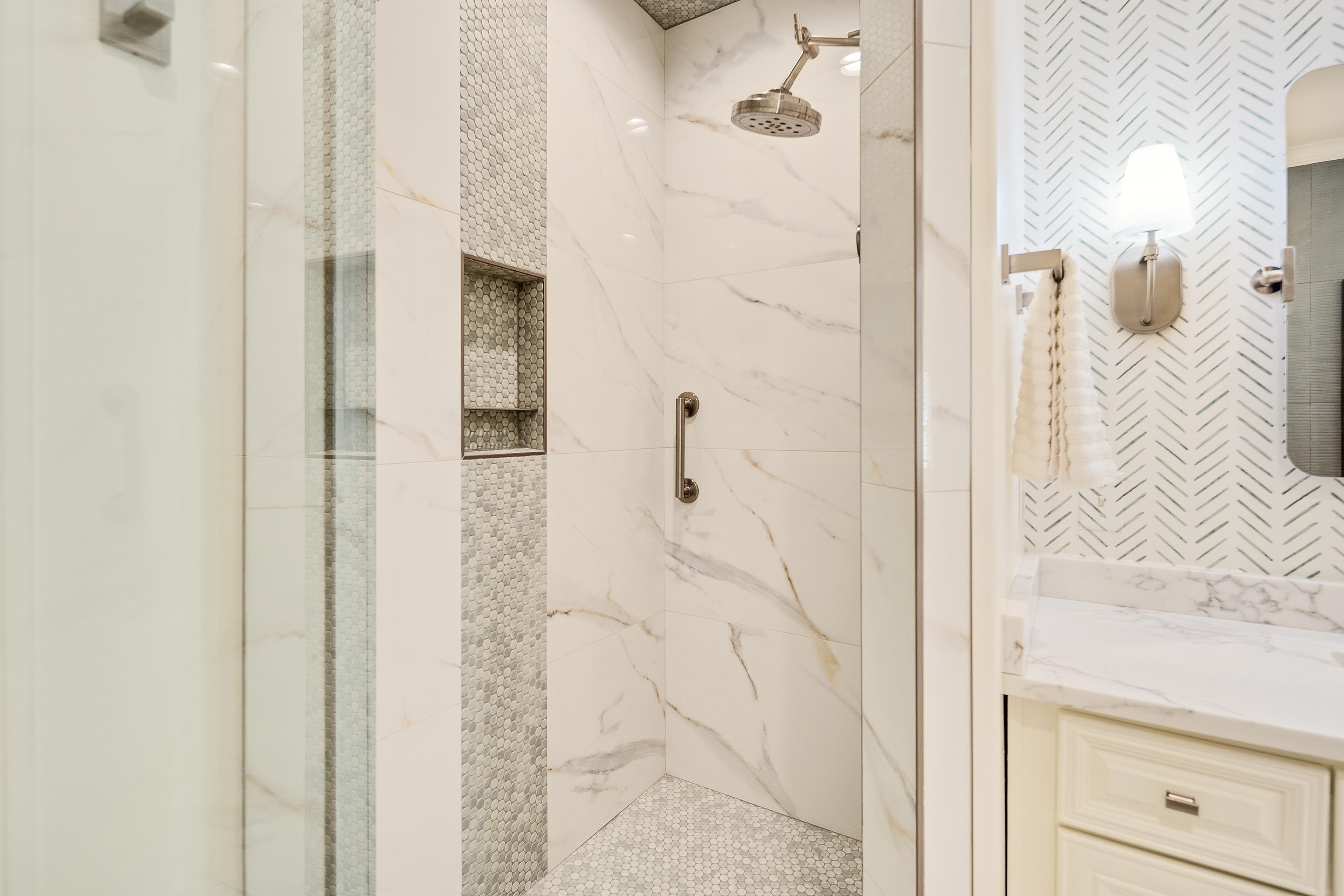 1881 ENCLAVE GREEN LN W