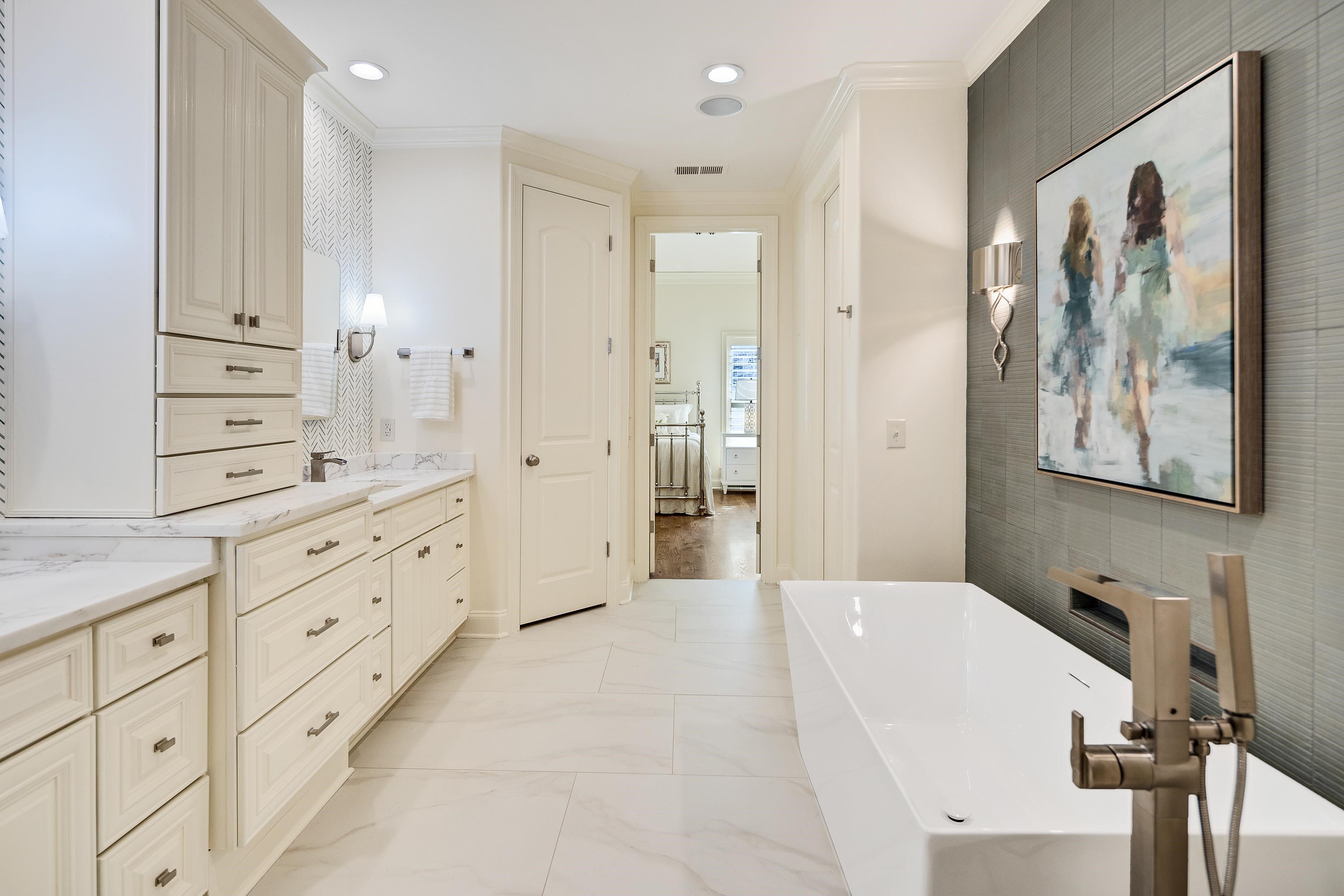 1881 ENCLAVE GREEN LN W