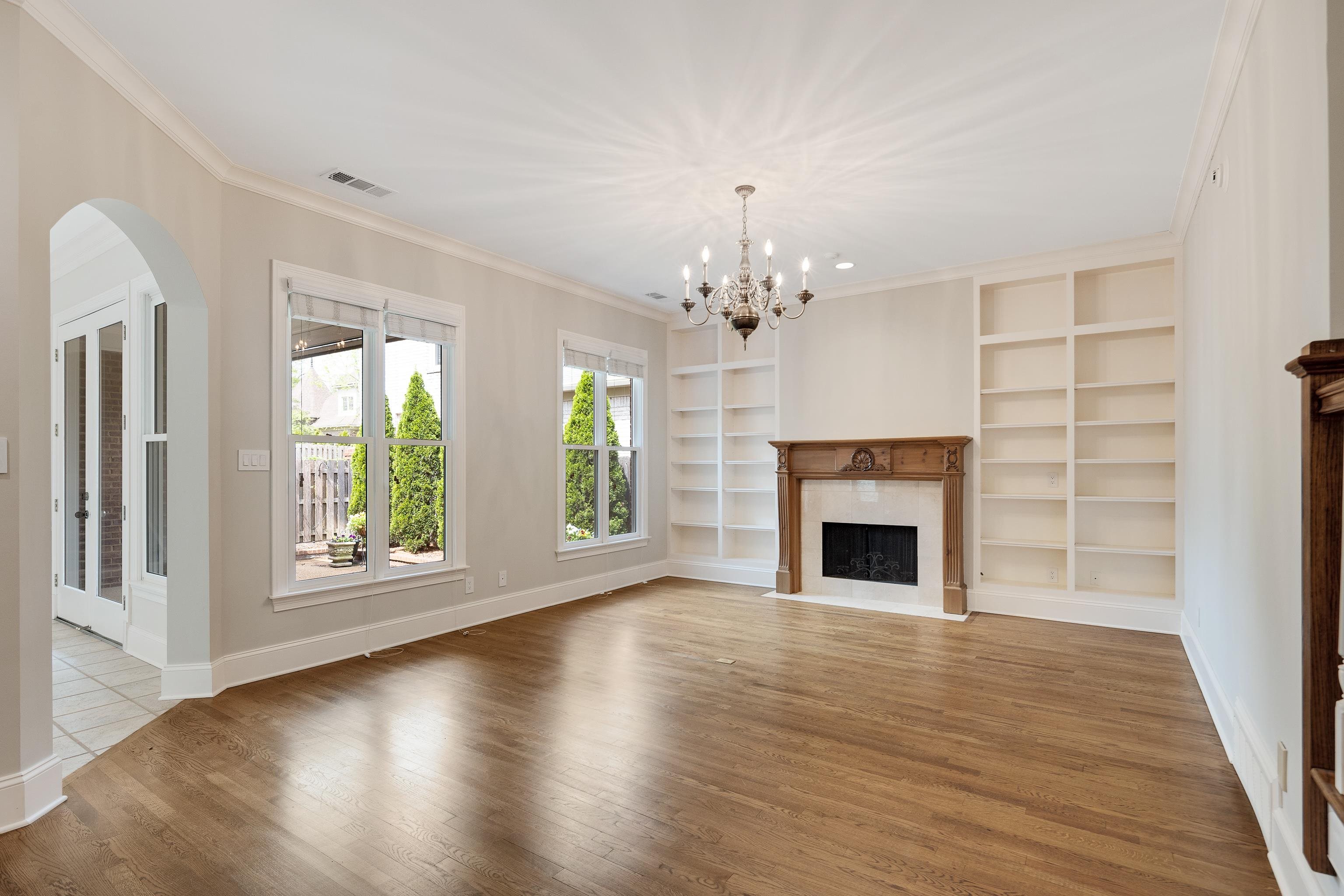 3123 OAKLEIGH MANOR CV