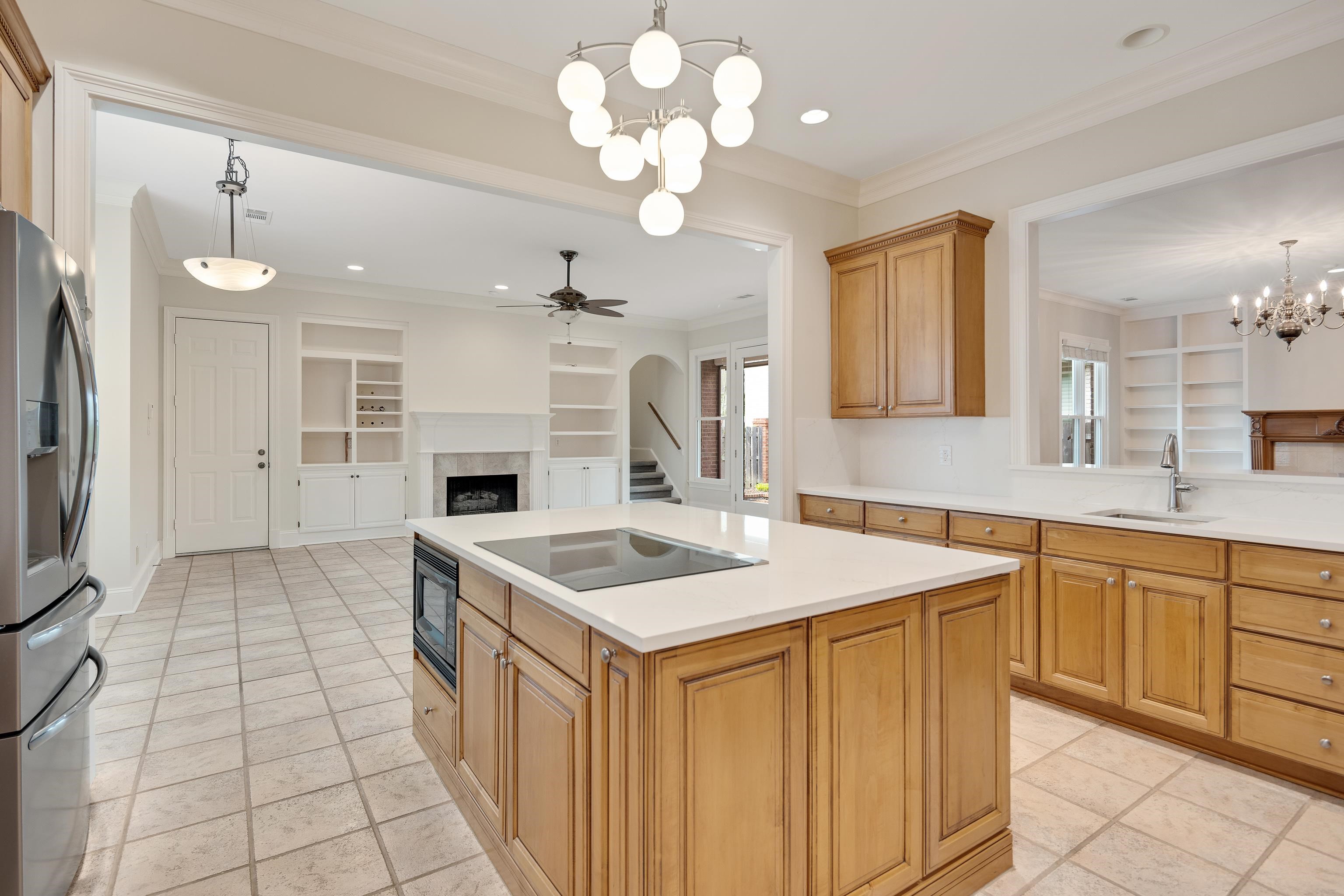 3123 OAKLEIGH MANOR CV