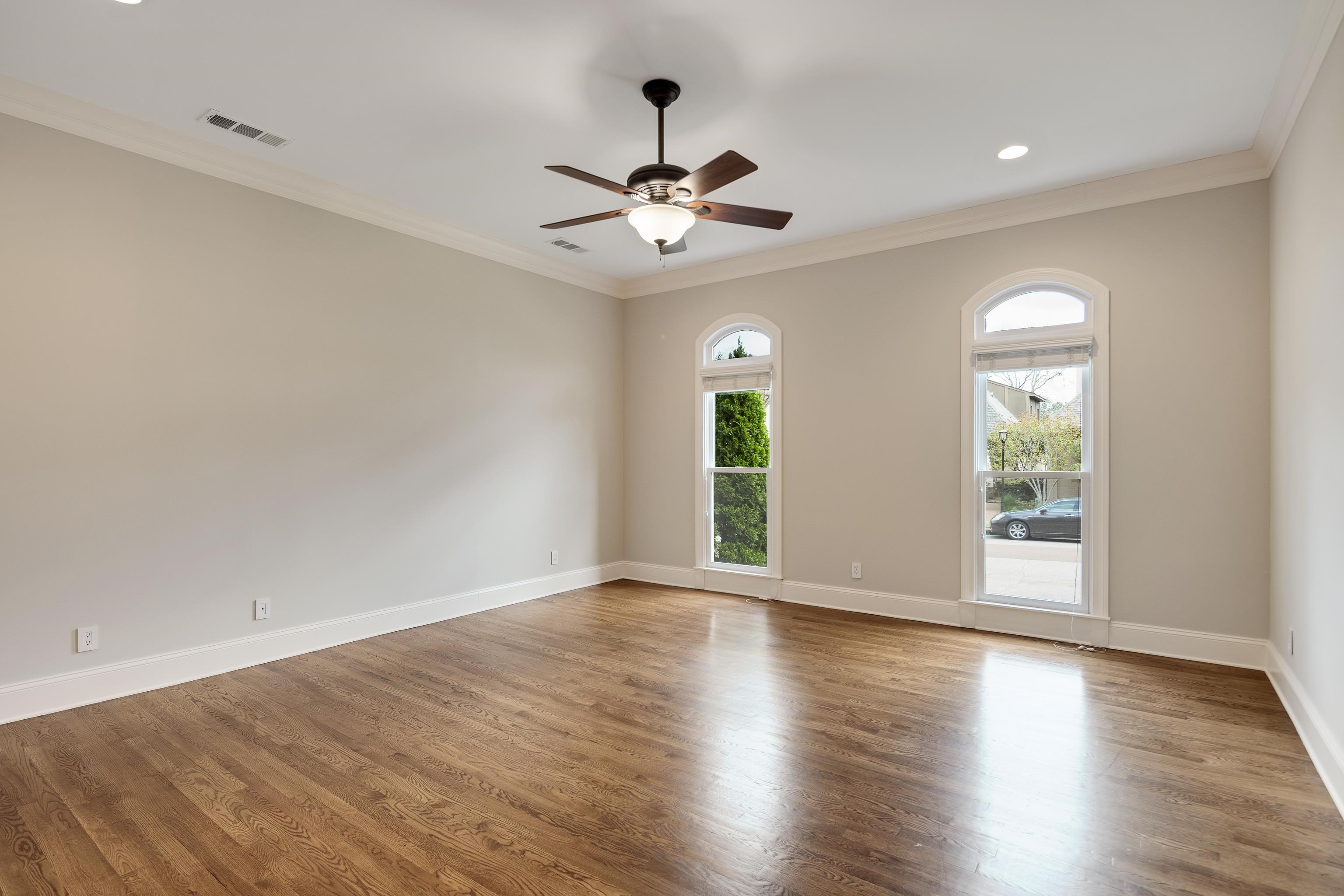 3123 OAKLEIGH MANOR CV